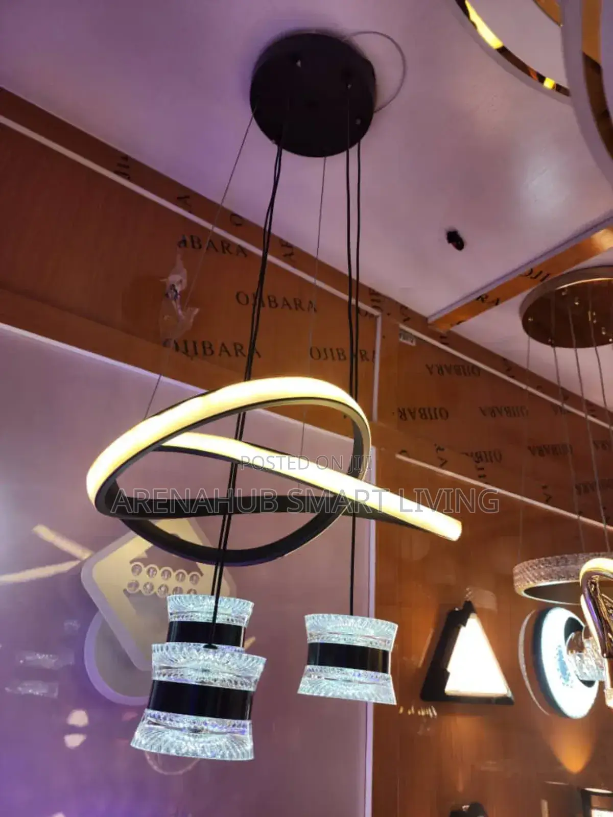 Chandelier Dropping Light