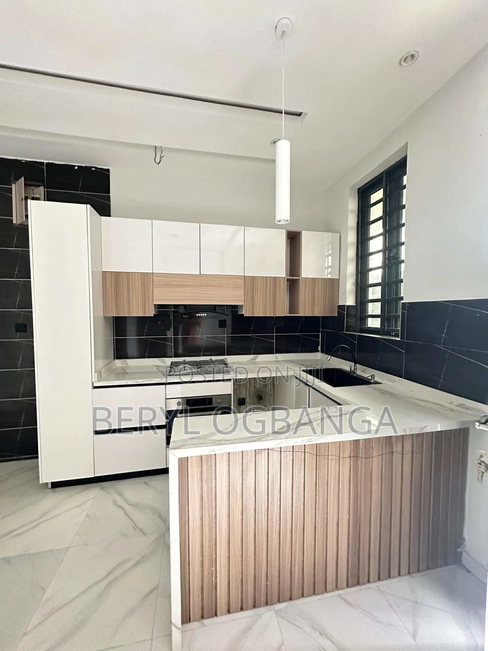2bdrm Apartment in Ikate for sale