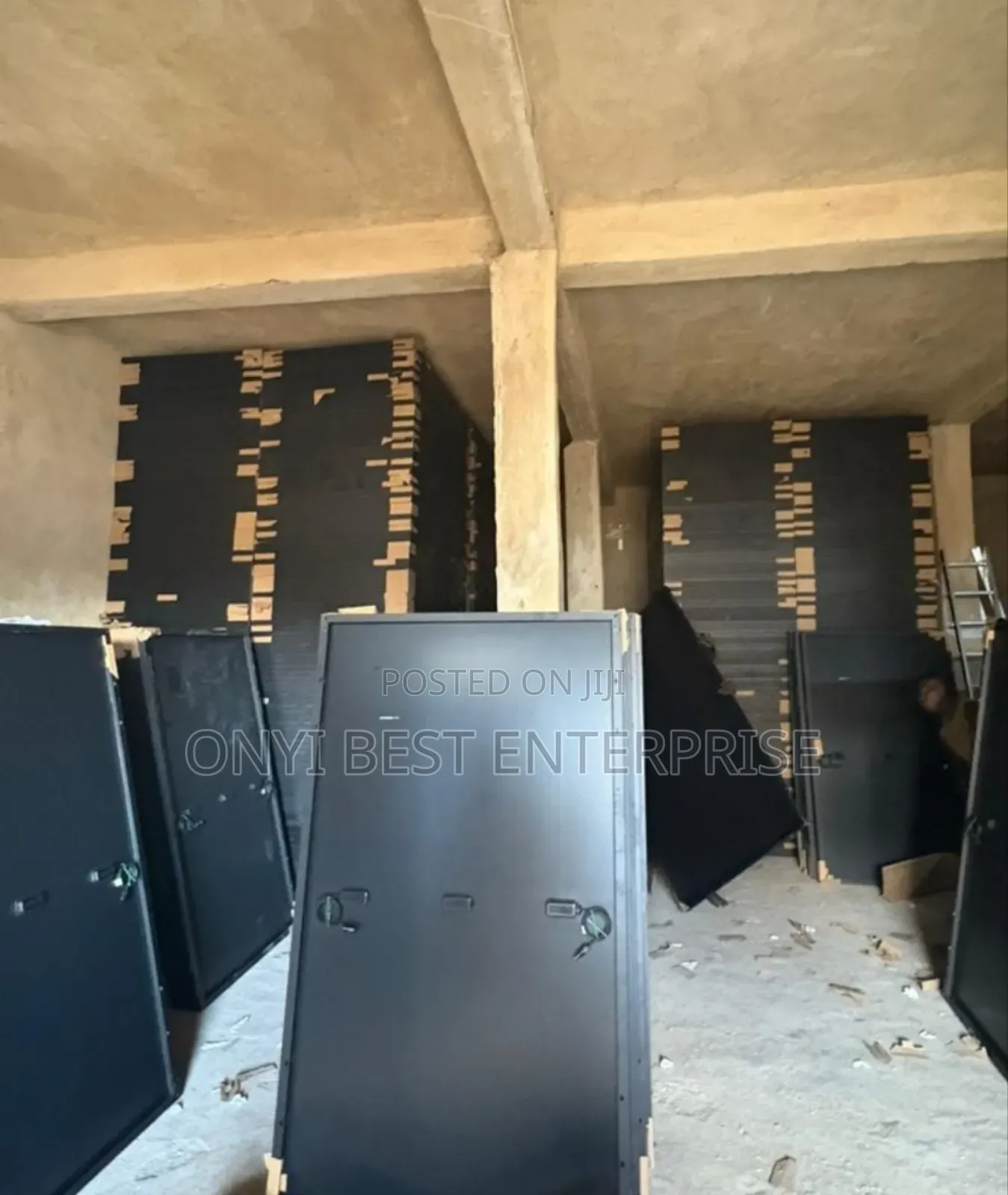 Original All Black Solarpanel 500watts New One