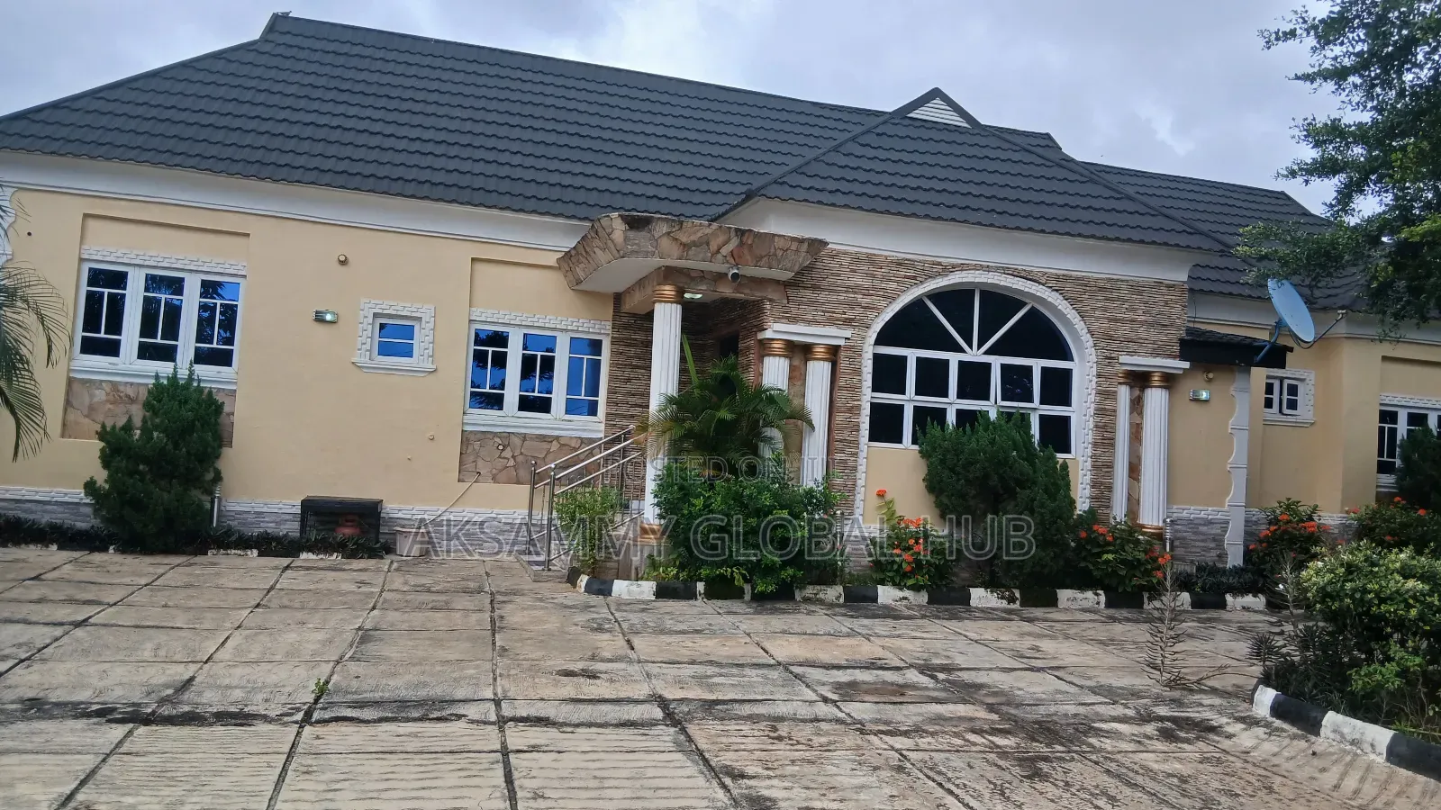Furnished 2bdrm Bungalow in Orogun Estate, Ojoo for sale
