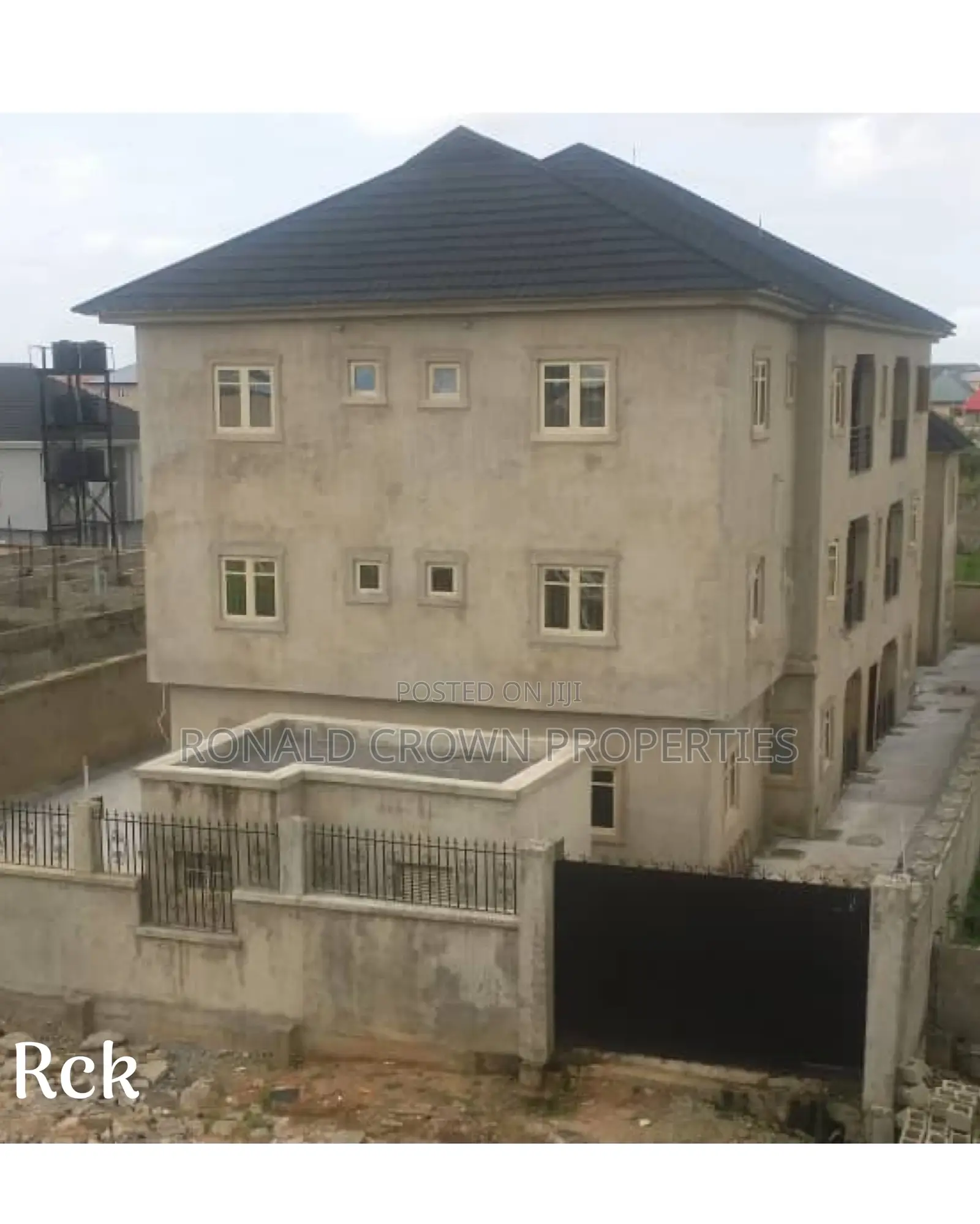 3bdrm Block of Flats in Ago Palace for sale