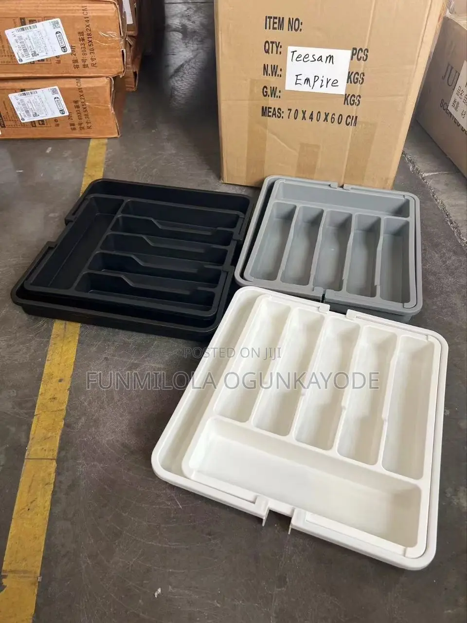 Adjustable Plastic Cutlery Organizer