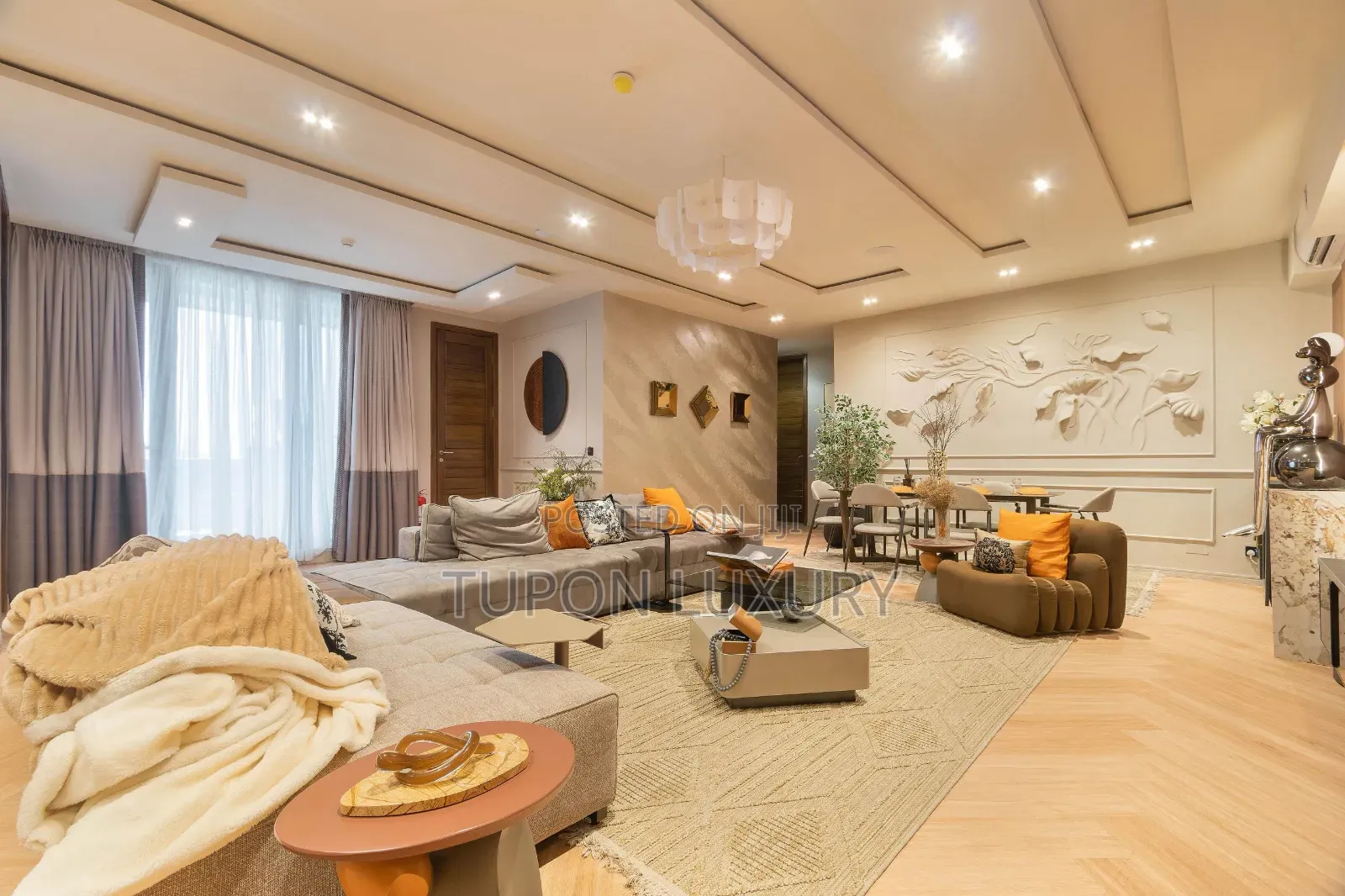 Luxury 3 Bedroom Apartment With Pool in the Heart of Ikoyi