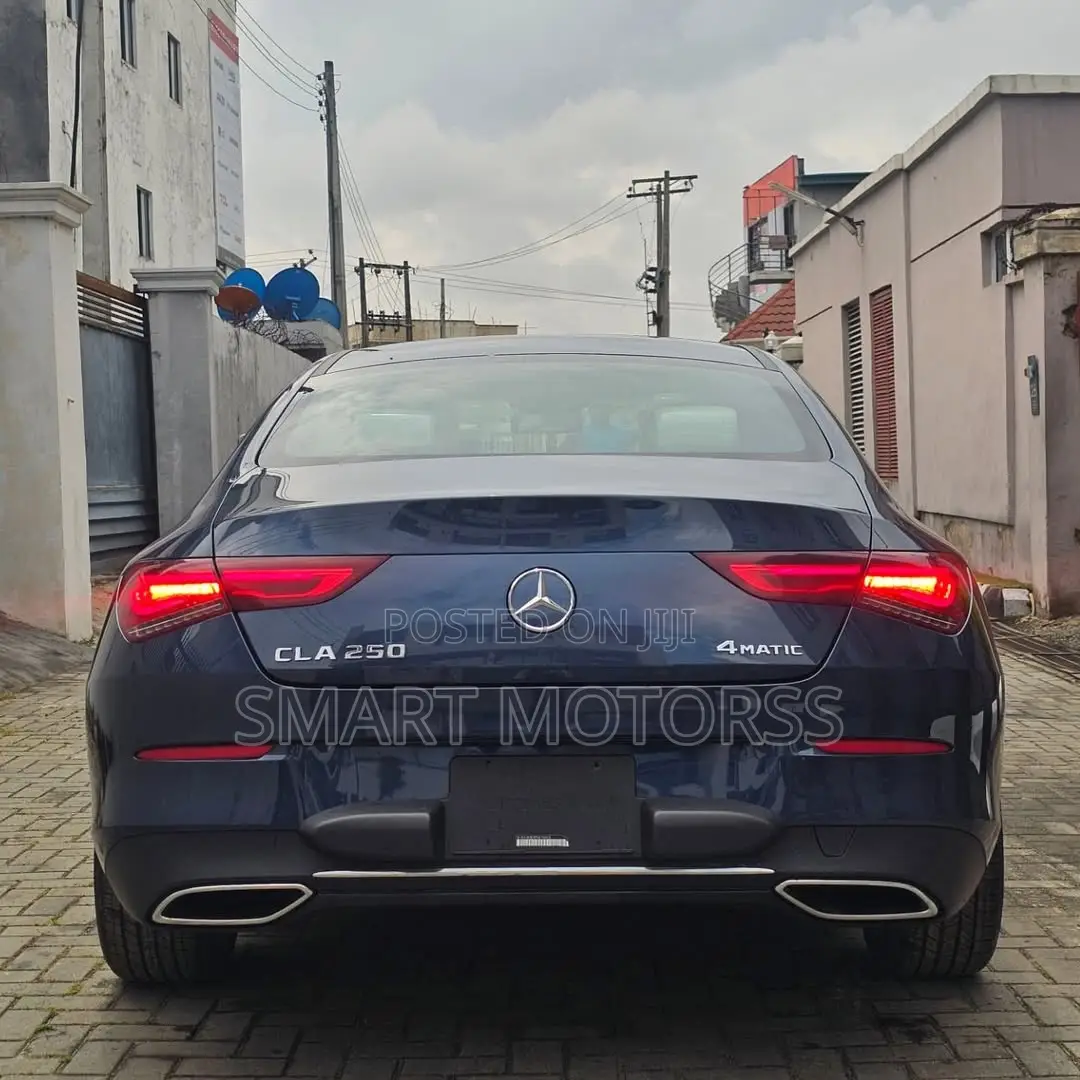 Mercedes-Benz CLA-Class CLA 250 4MATIC Sedan 2023 Blue