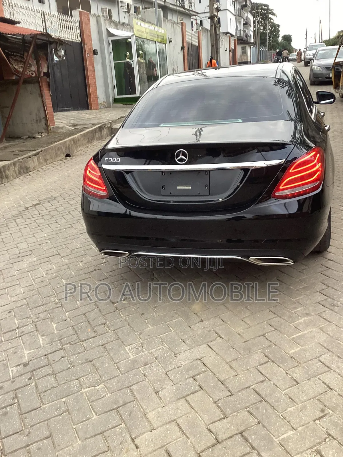 Mercedes-Benz C300 Base AWD 4Matic Sedan (2.0L 4cyl 7A) 2015 Black