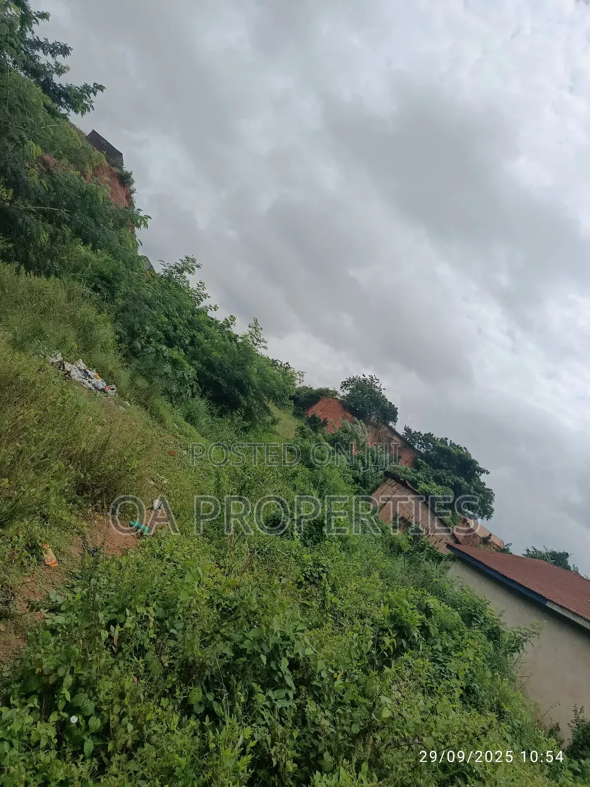 Commercial Land 5448 SQM 4sale at Item7 Ologuneru -Eleyele Rd, Ibadan.