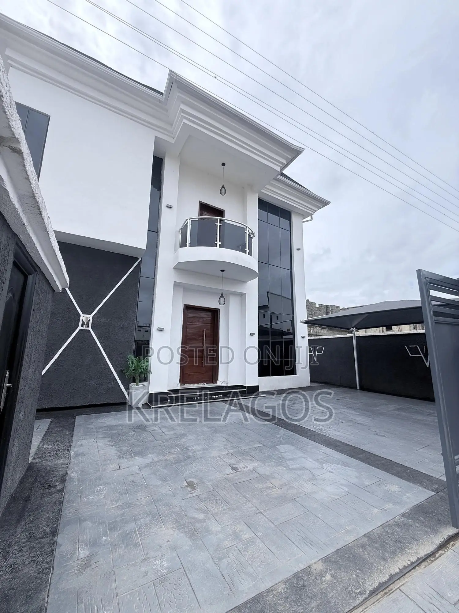 5bdrm Duplex in Sangotedo for sale