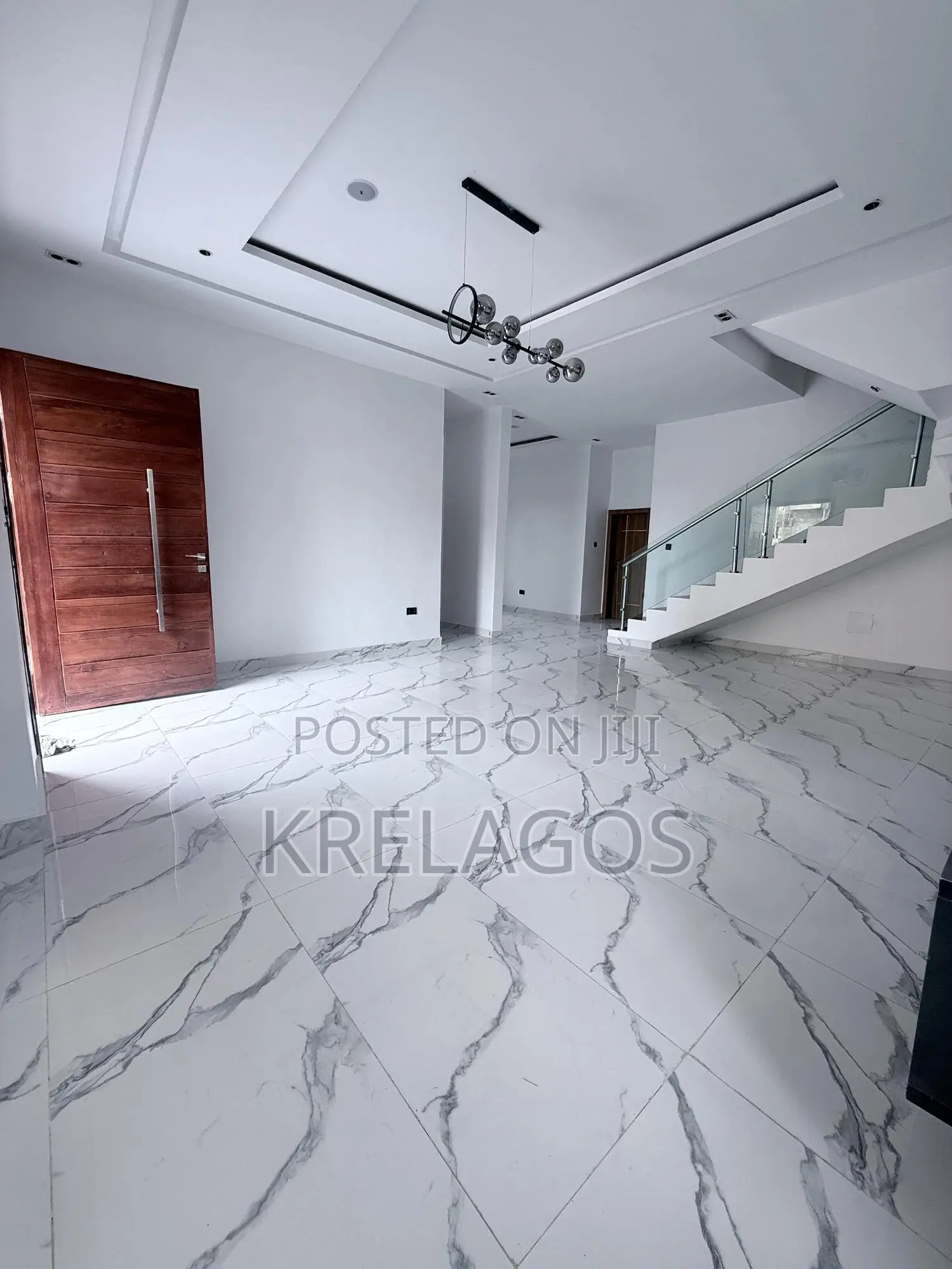 5bdrm Duplex in Sangotedo for sale