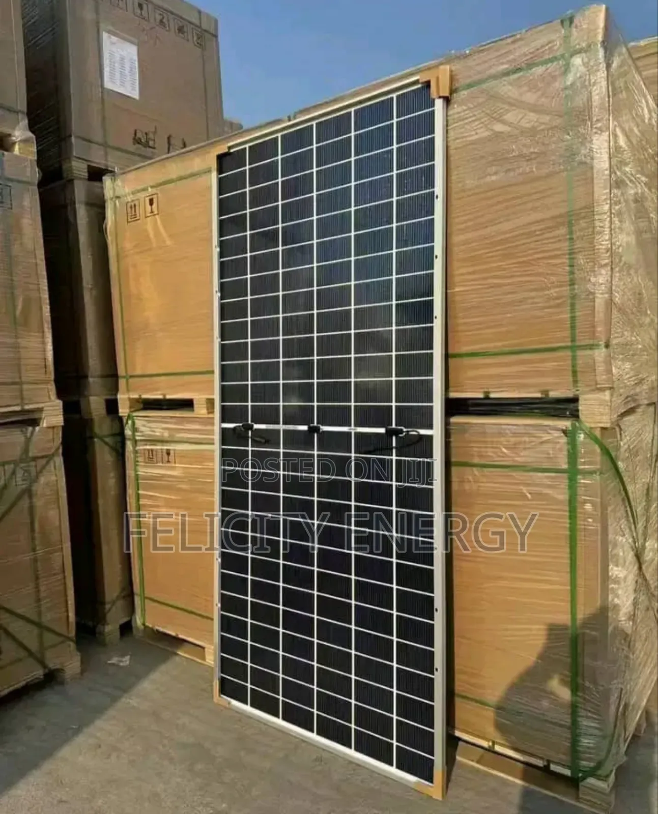 650watt Longi Solar Panel 144 Cells Halfcut (Brand New)