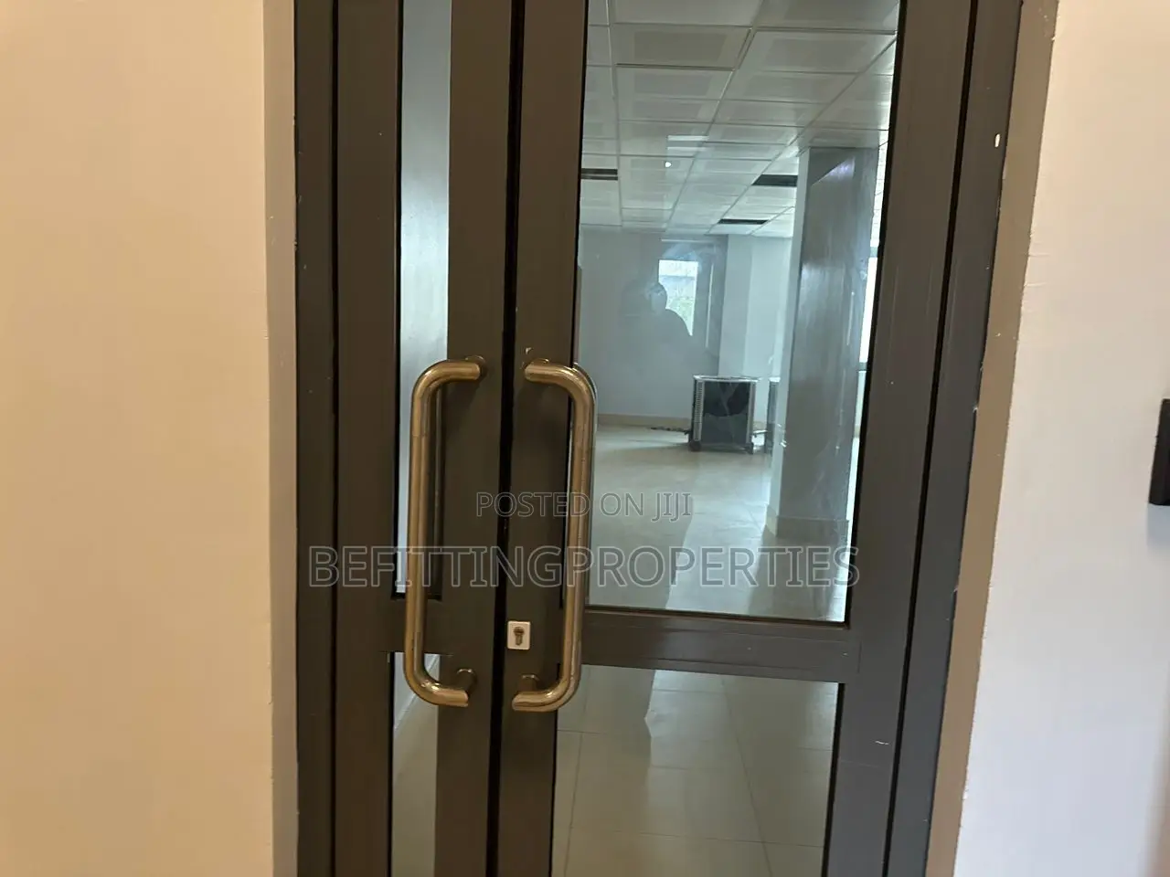 512sqm Per Floor in a Modern 5-Storey Office Complex