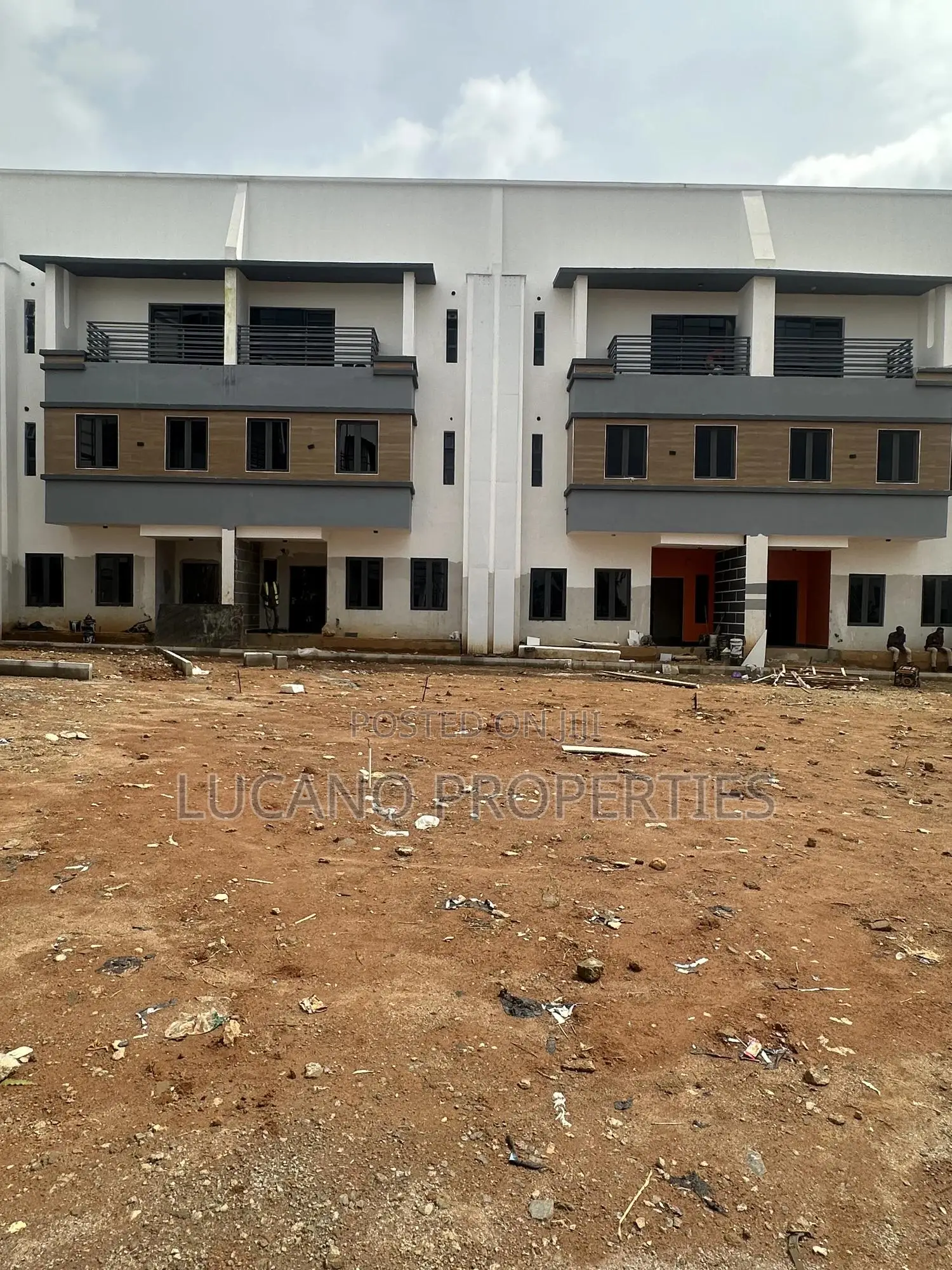 4bdrm Townhouse/Terrace in Wuye District for sale