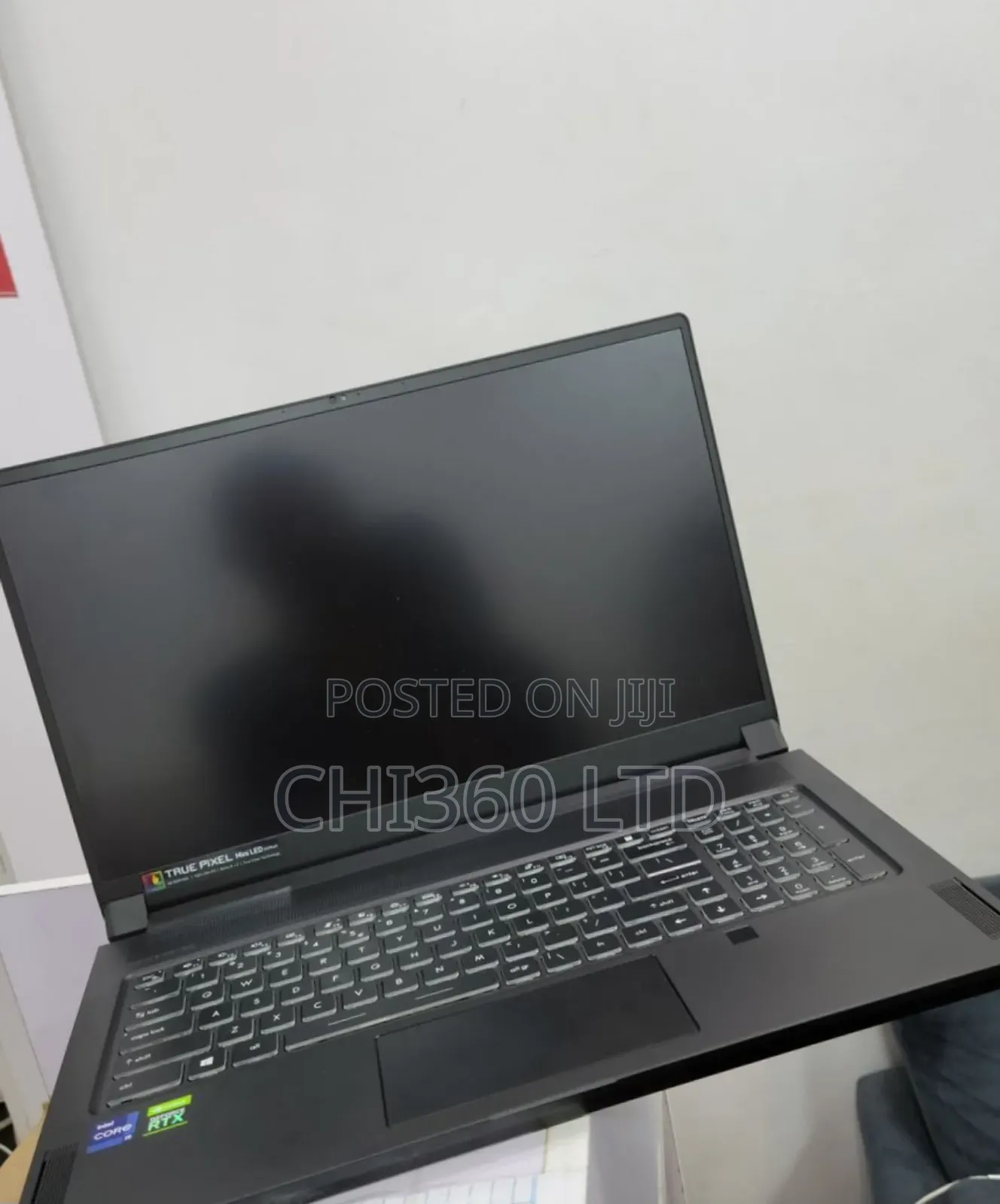 Laptop MSI Creator 17 B11uh-222 32GB Intel Core I9 SSD 2T