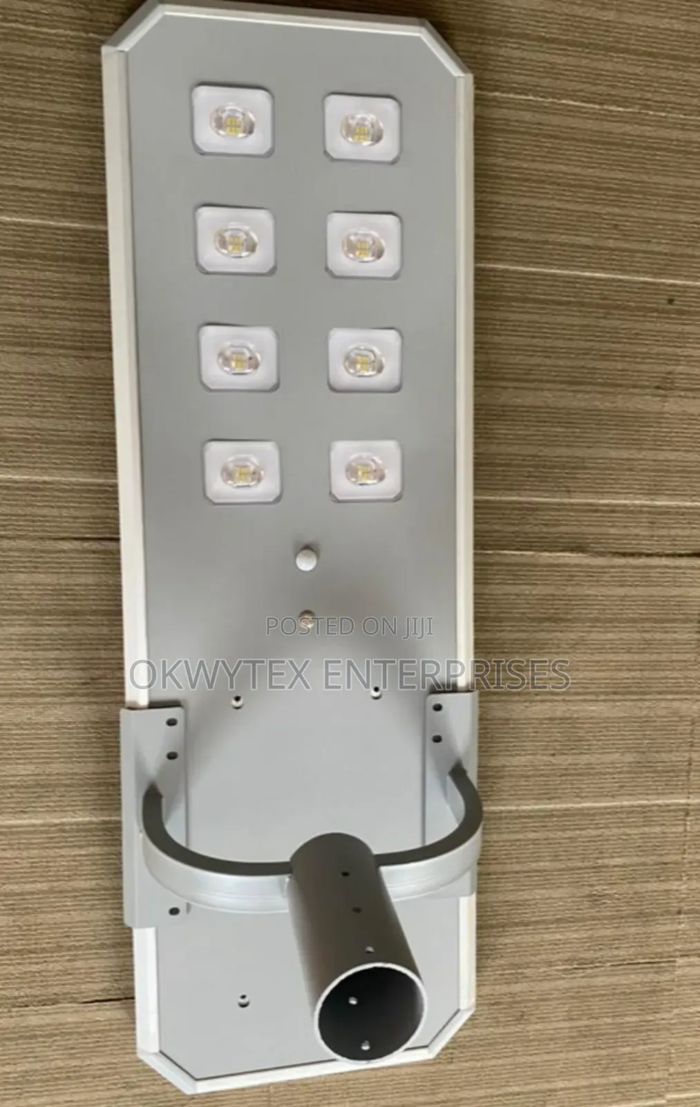 8 Eyes All In One Solar Street Light