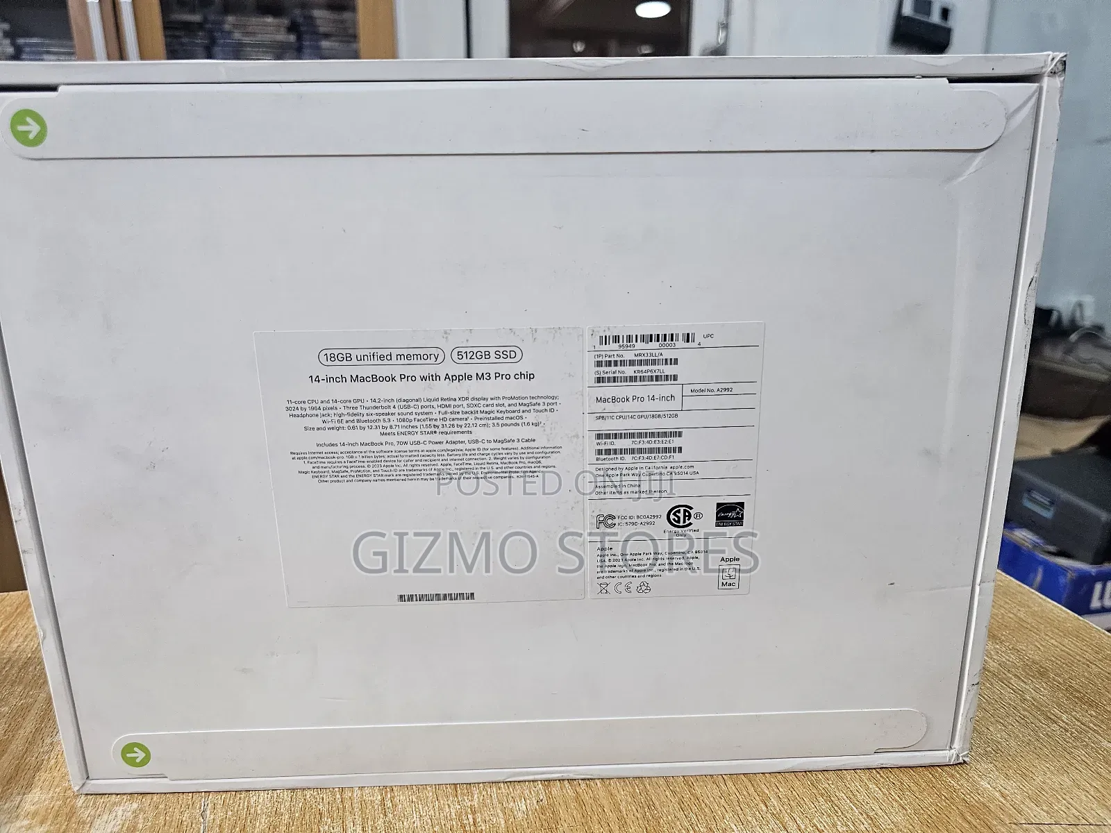New Apple MacBook Pro 2023 M3 14-Inch 18GB Apple M3 Pro SSD 512GB