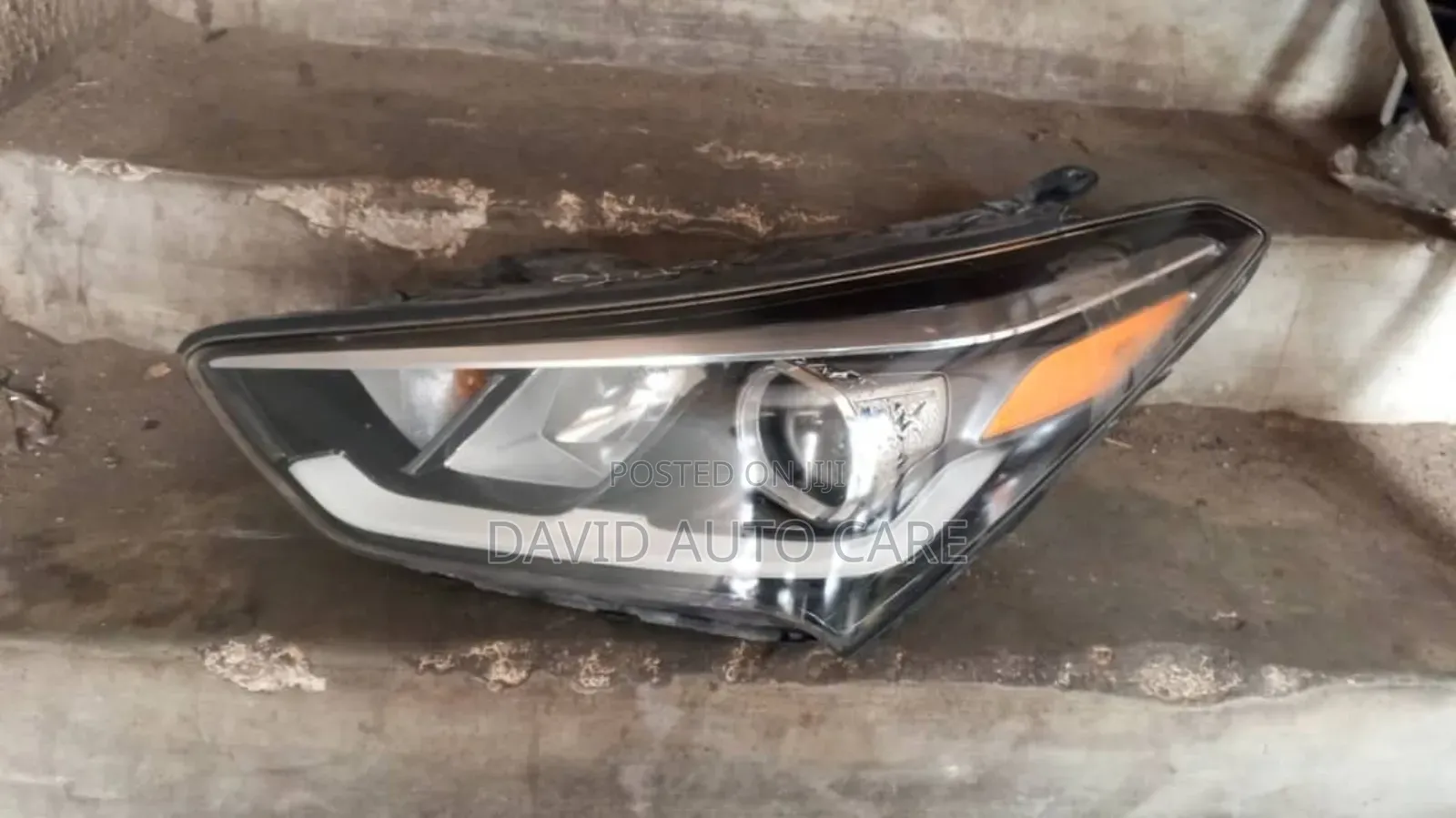 Head Lamp Hyundai Grand Santafe 2018