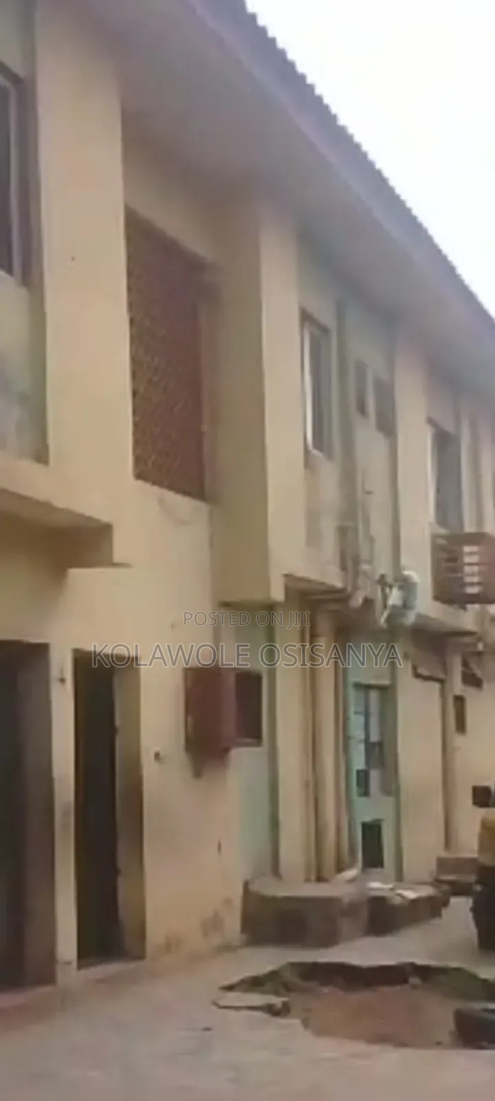 3bdrm Block of Flats in Ejigbo for sale