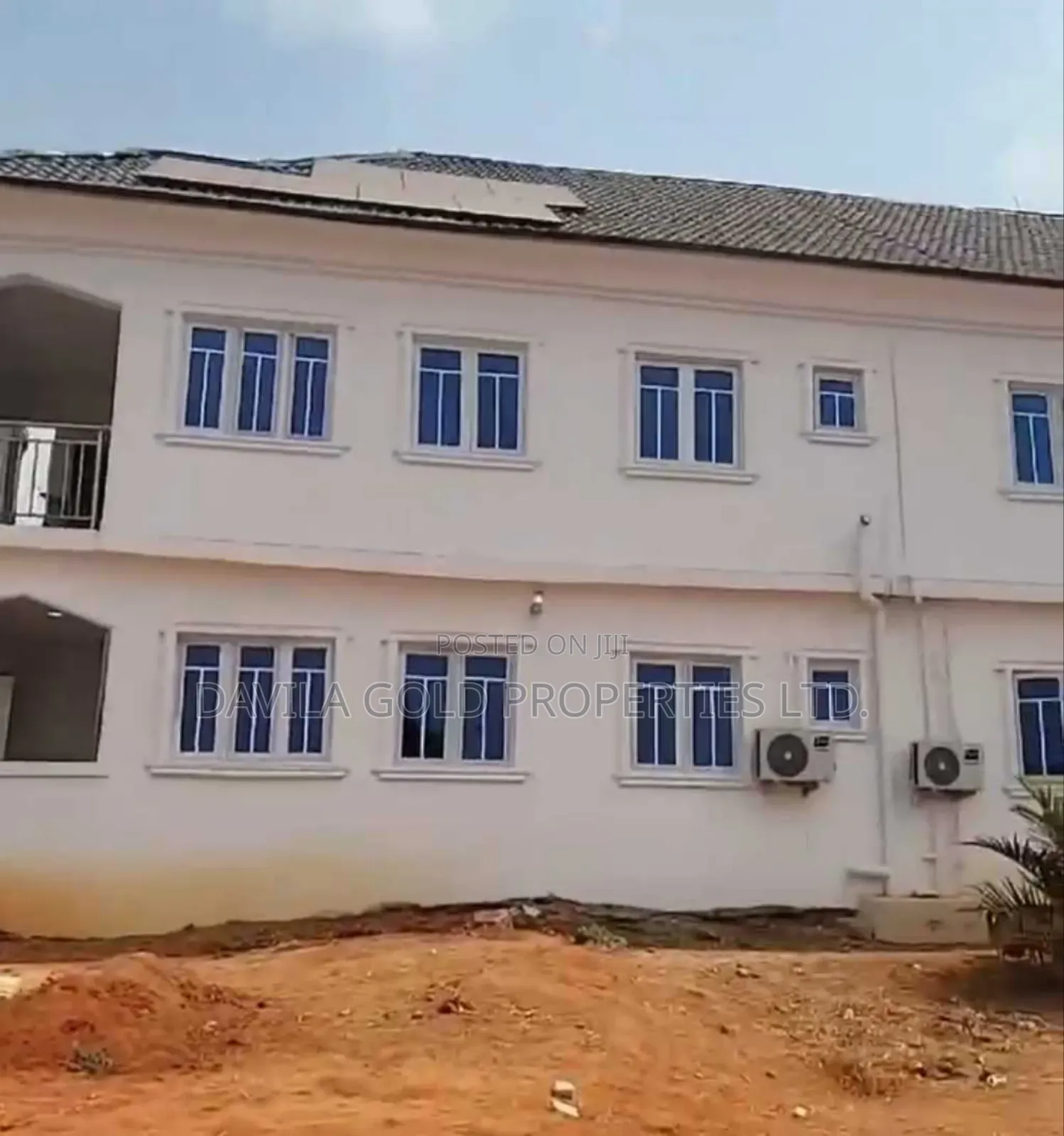 20bdrm Block of Flats in Benin City for sale