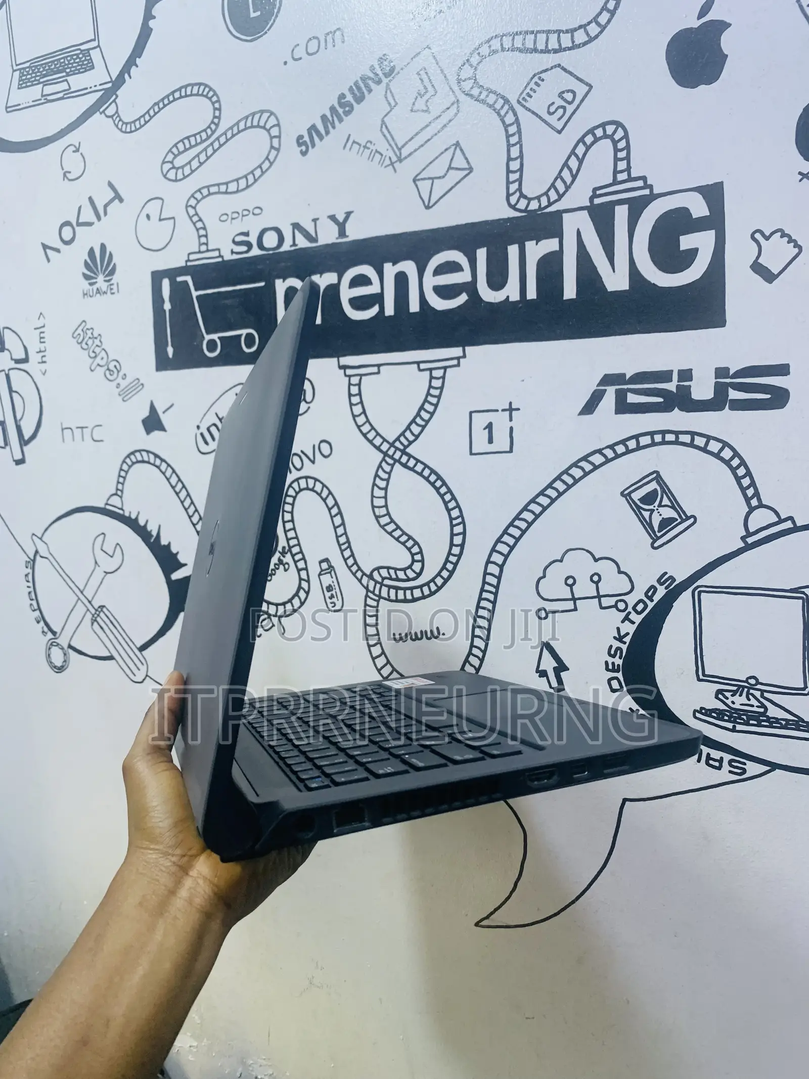 Laptop Dell Latitude 3350 8GB Intel Core I5 HDD 500GB
