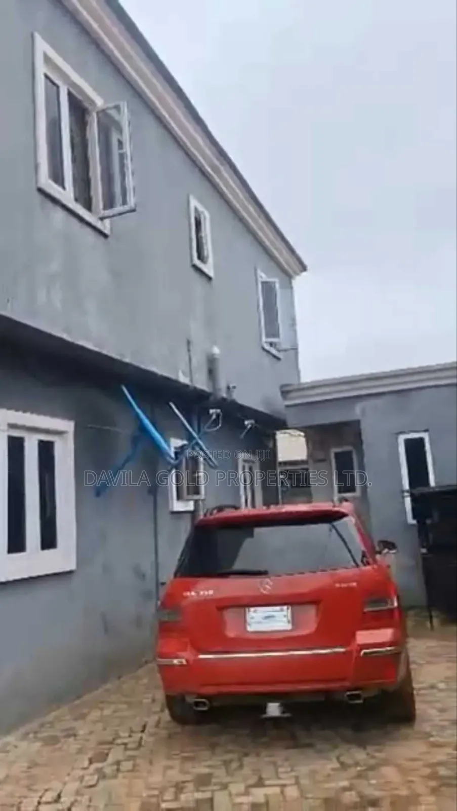 12bdrm Block of Flats in Benin City for sale