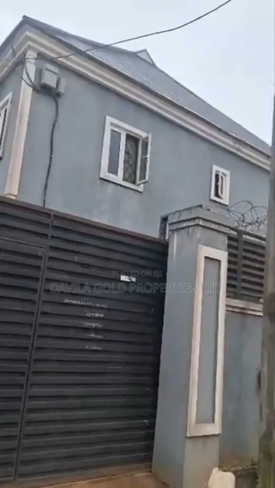 12bdrm Block of Flats in Benin City for sale