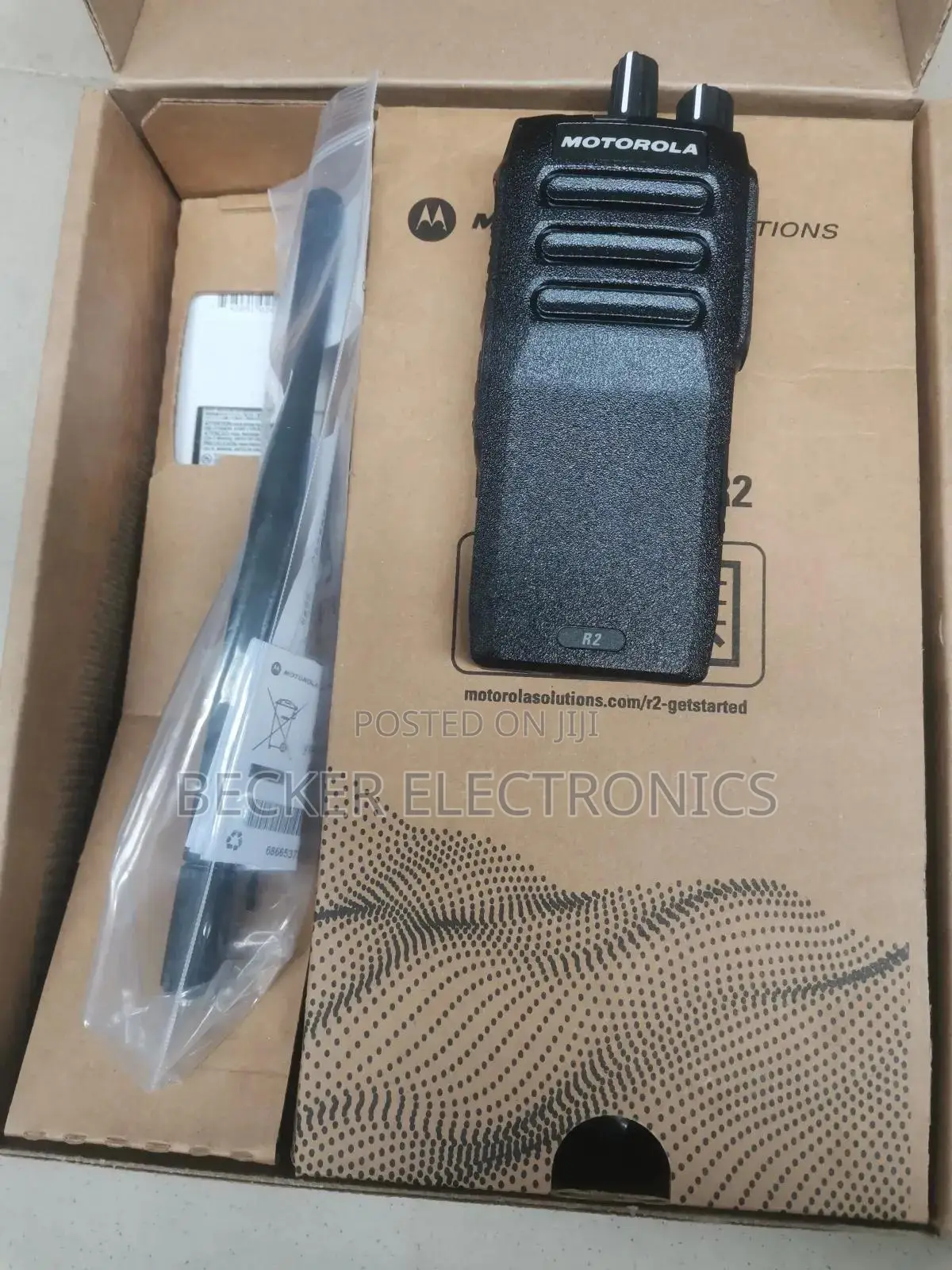 R2 Motorola Handheld Mototrbo Radio