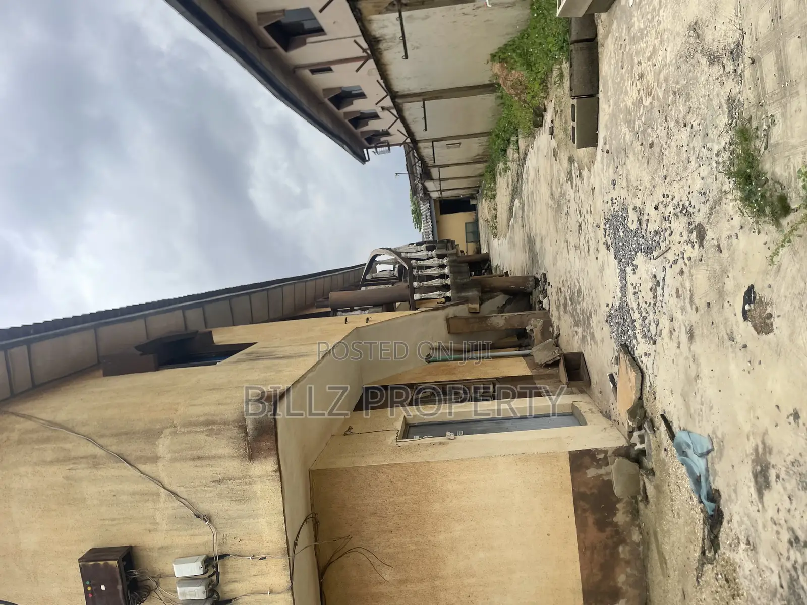 3bdrm Block of Flats in Omologede, Abule Egba for sale