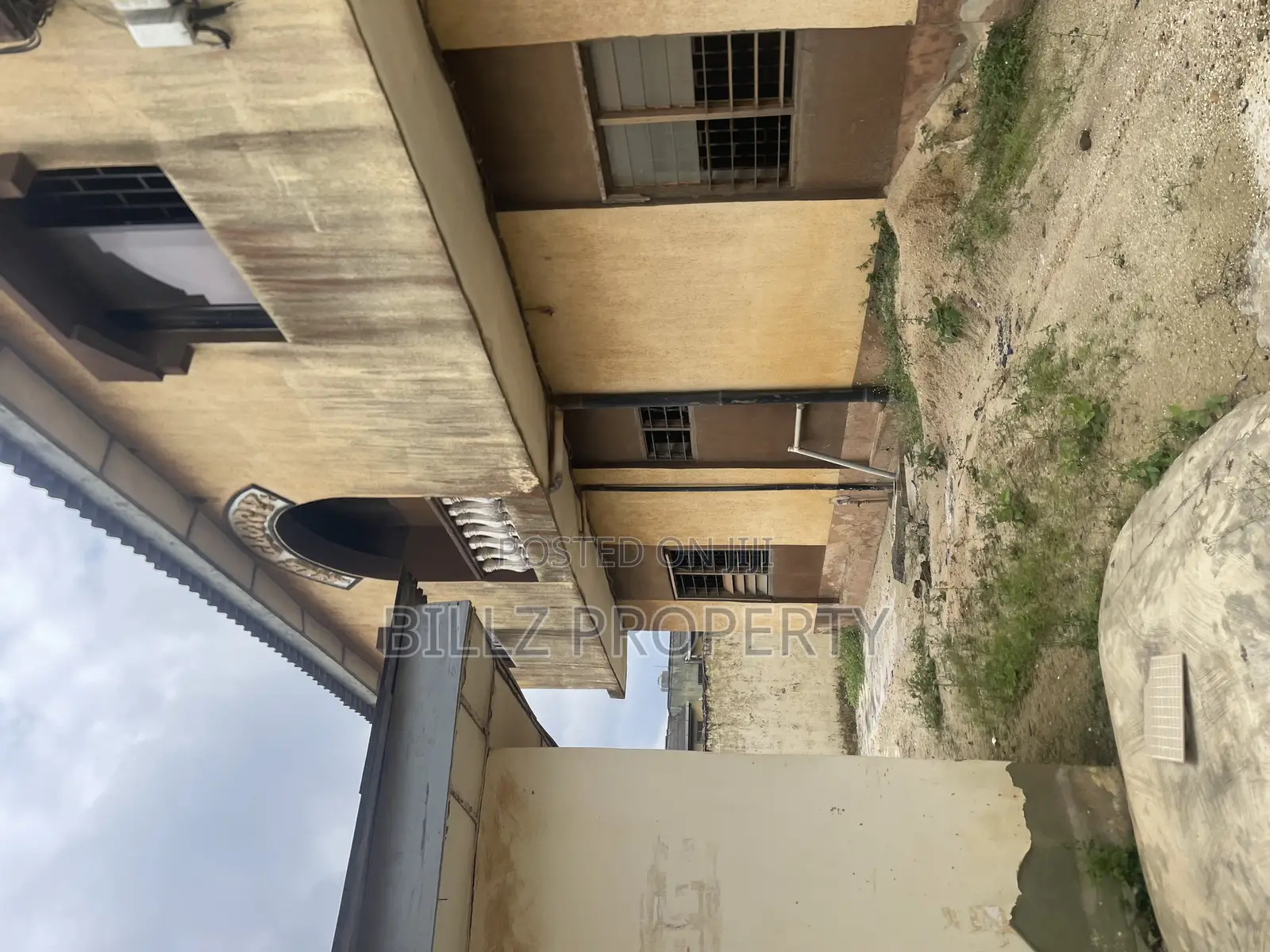 3bdrm Block of Flats in Omologede, Abule Egba for sale