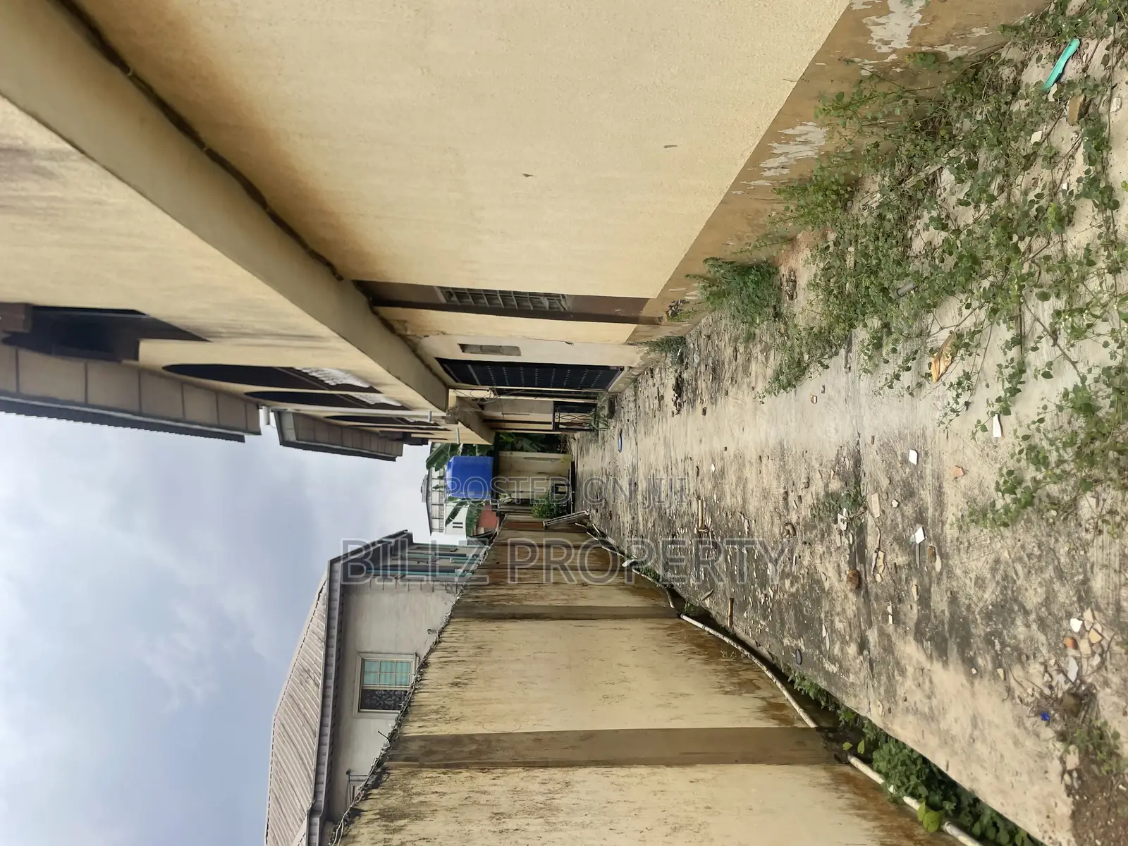 3bdrm Block of Flats in Omologede, Abule Egba for sale