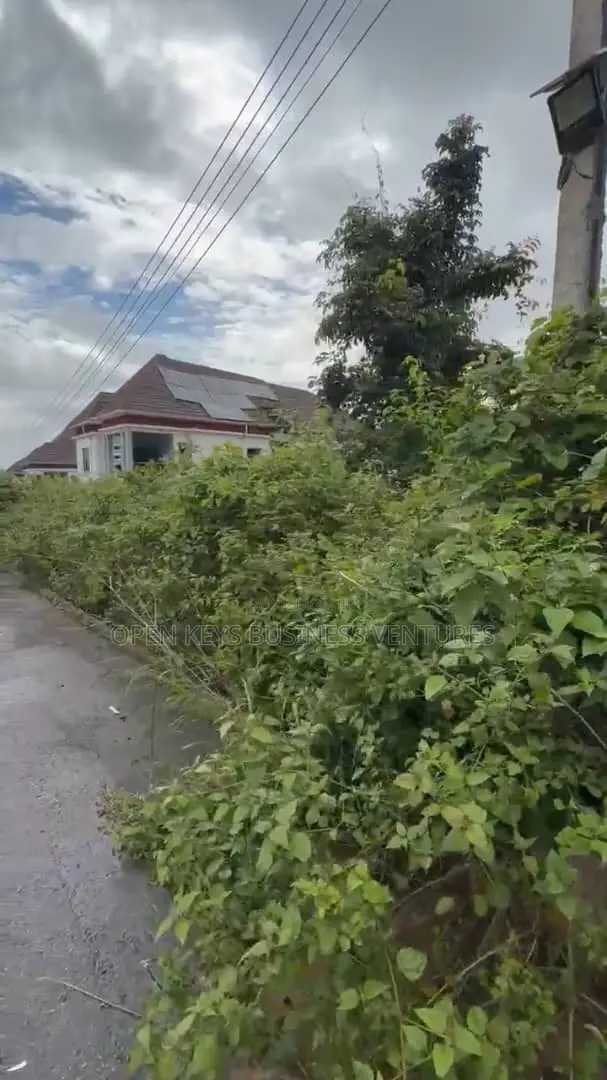 450sqm Residential Plot in an Estate