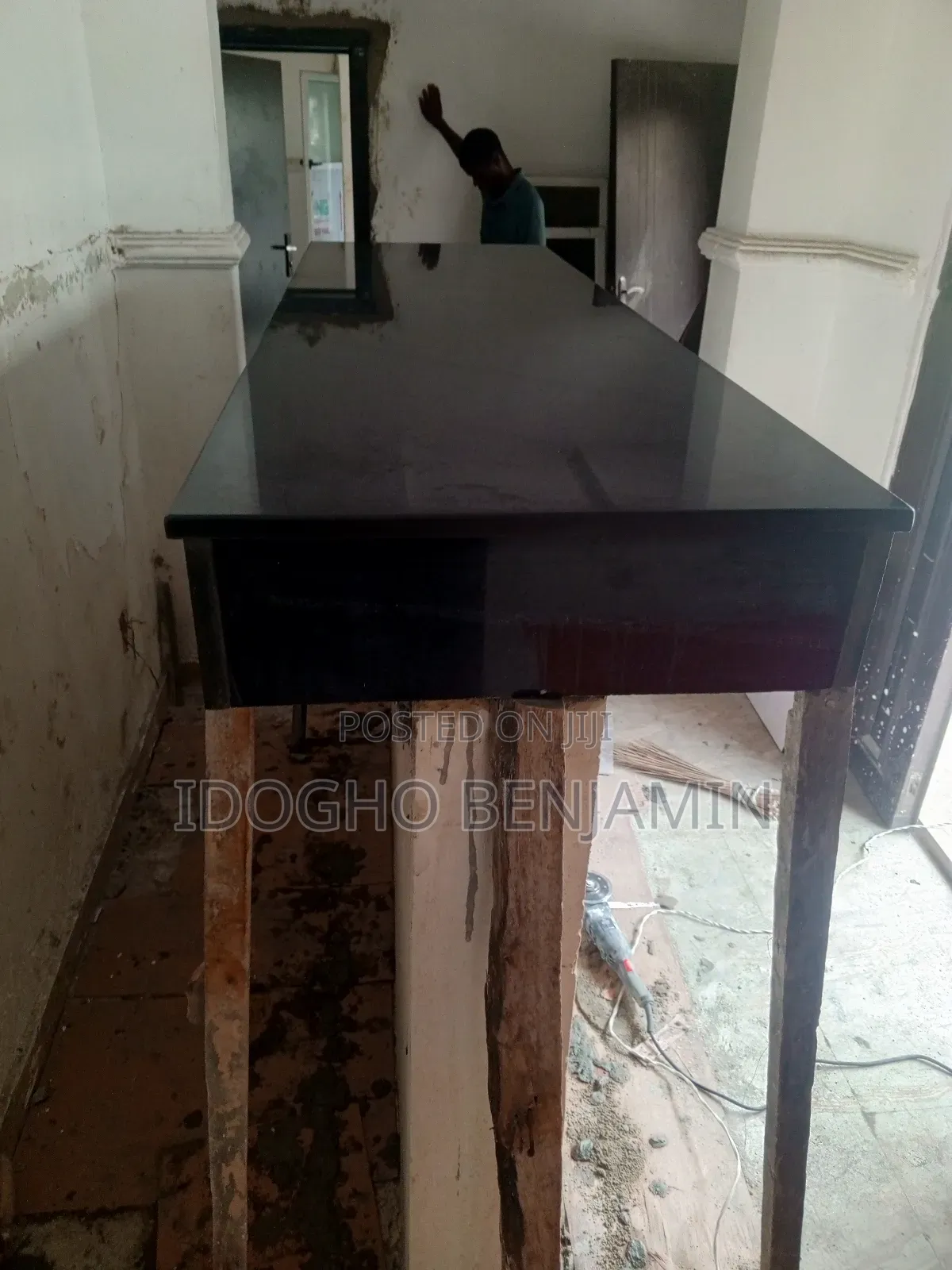 Professional Granite Installer