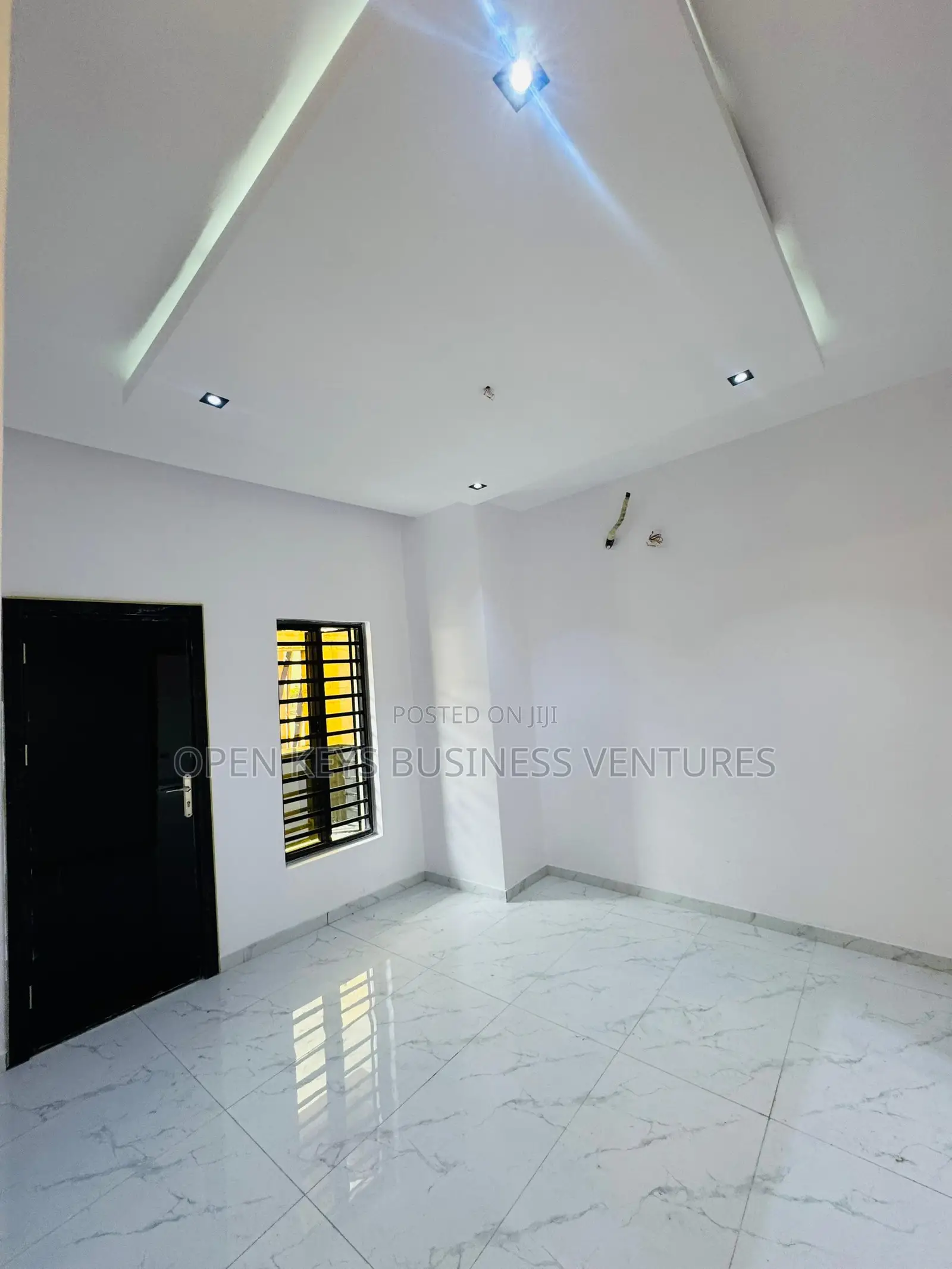 Furnished 4bdrm Duplex in Carlton Gate, Akobo for sale