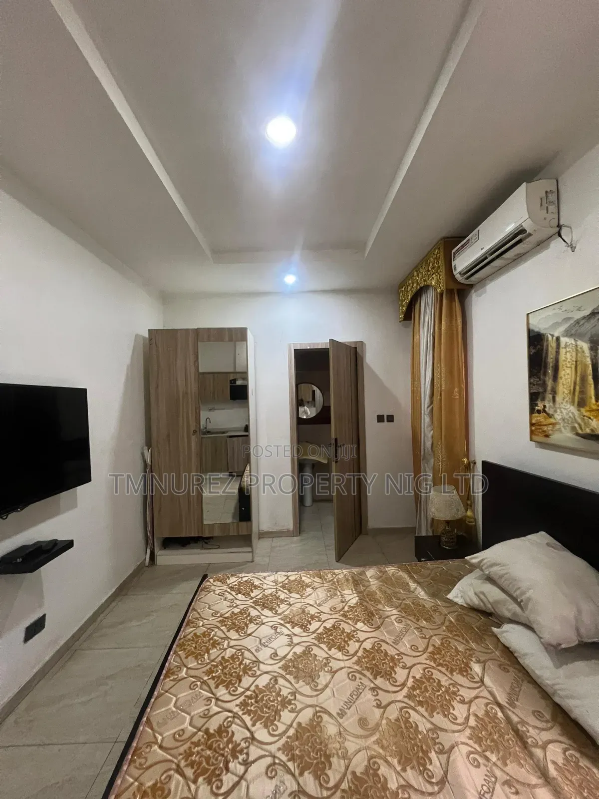 Studio Apartment in Chevron Estate for rent