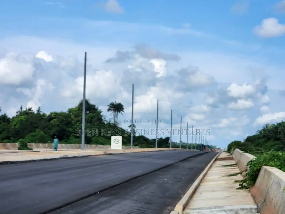 200 Acres on Circular Road in Ibadan