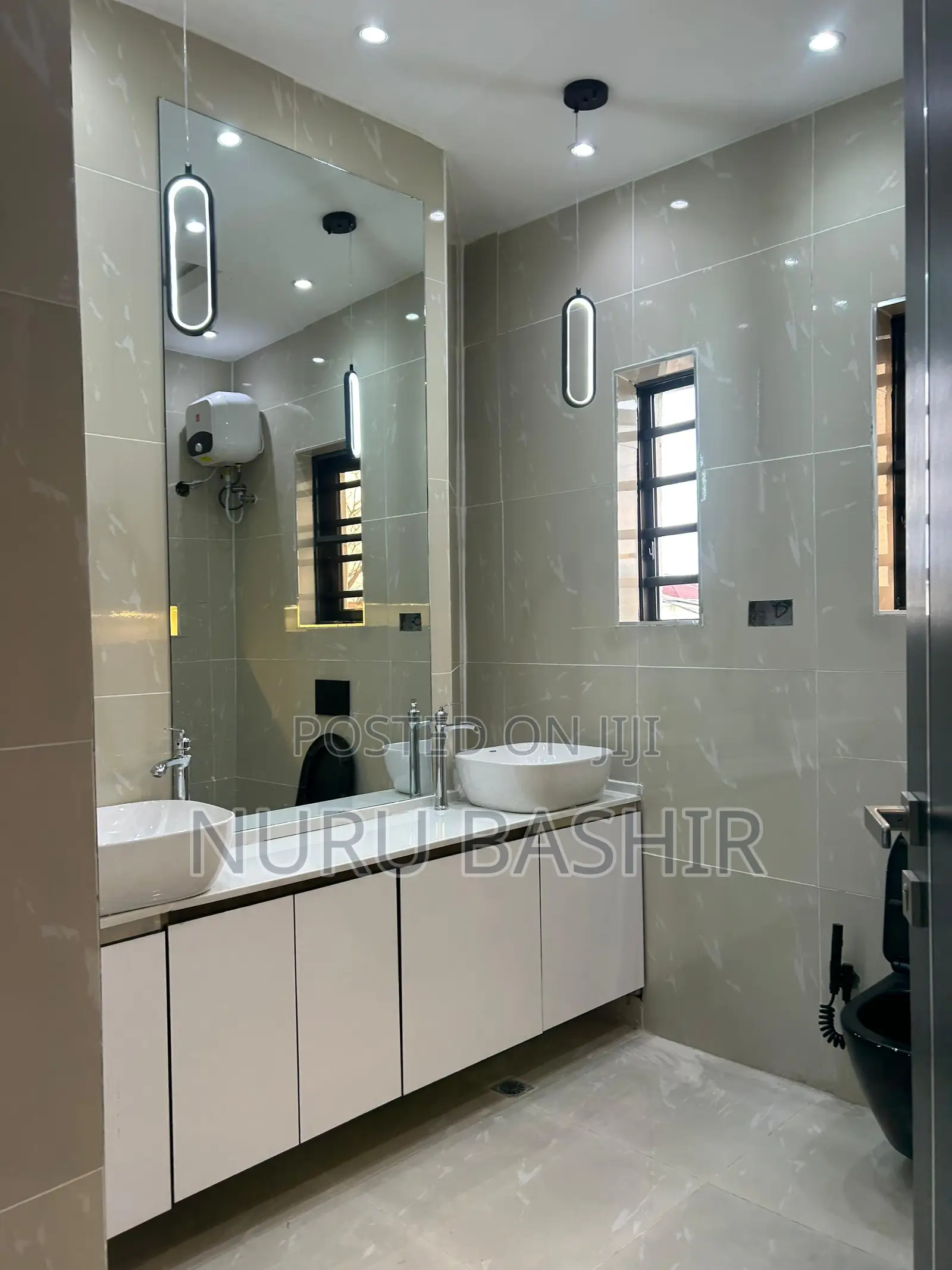 Furnished 4bdrm Duplex in Oluyole Estate for sale