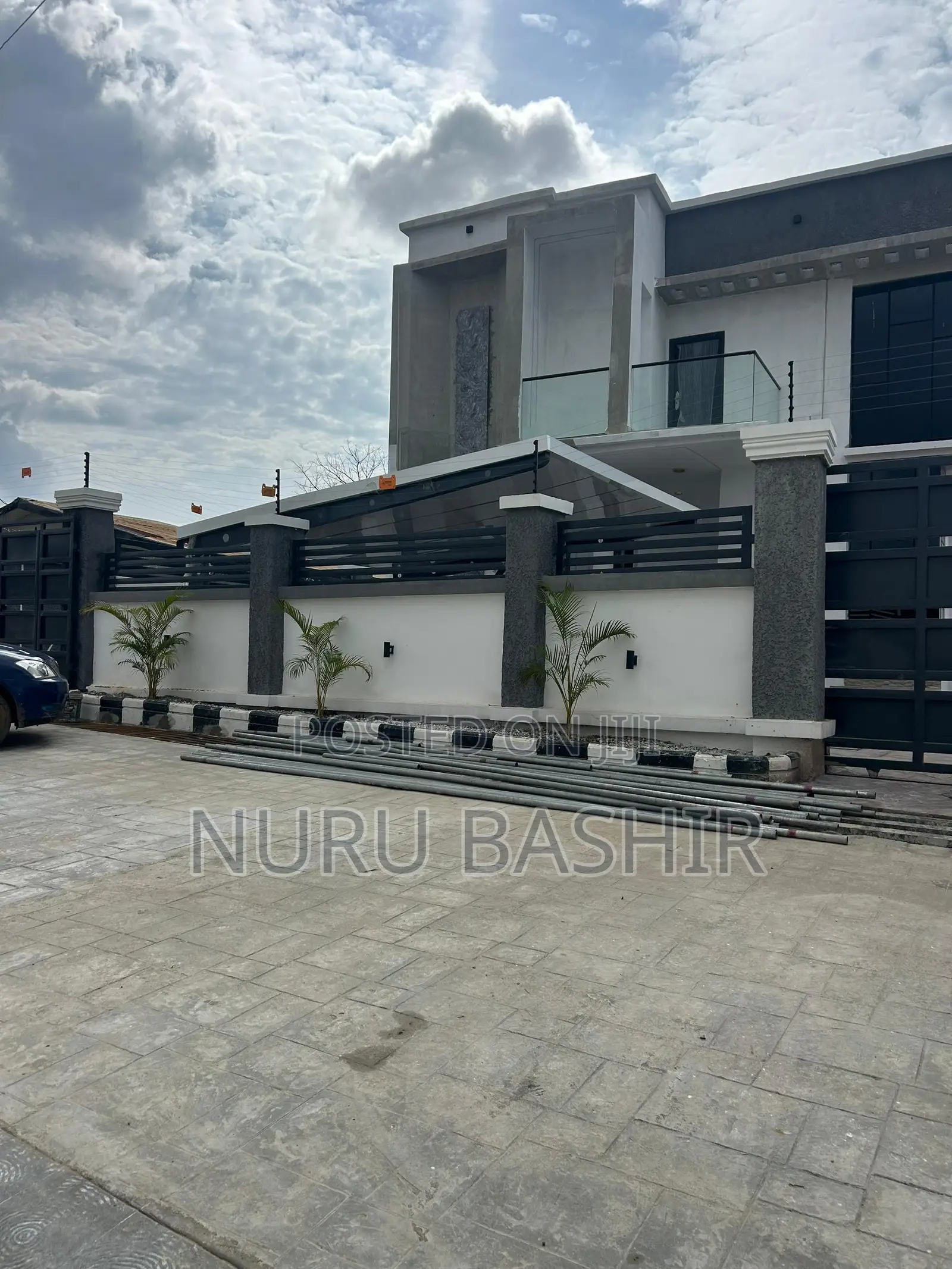 Furnished 4bdrm Duplex in Oluyole Estate for sale