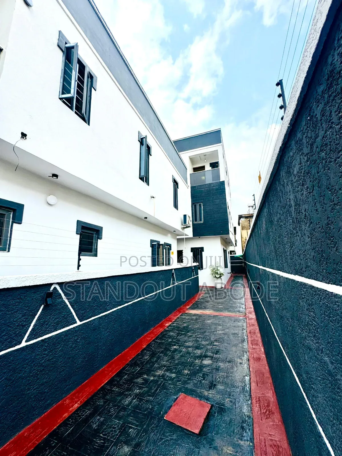 4bdrm Duplex in Ogba for sale