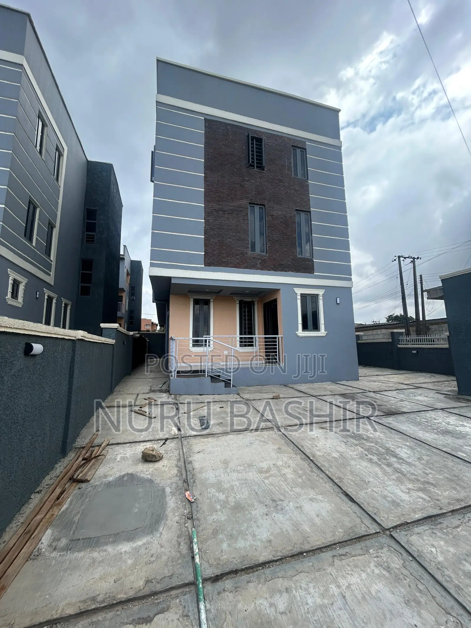 4bdrm Duplex in Bodija for sale