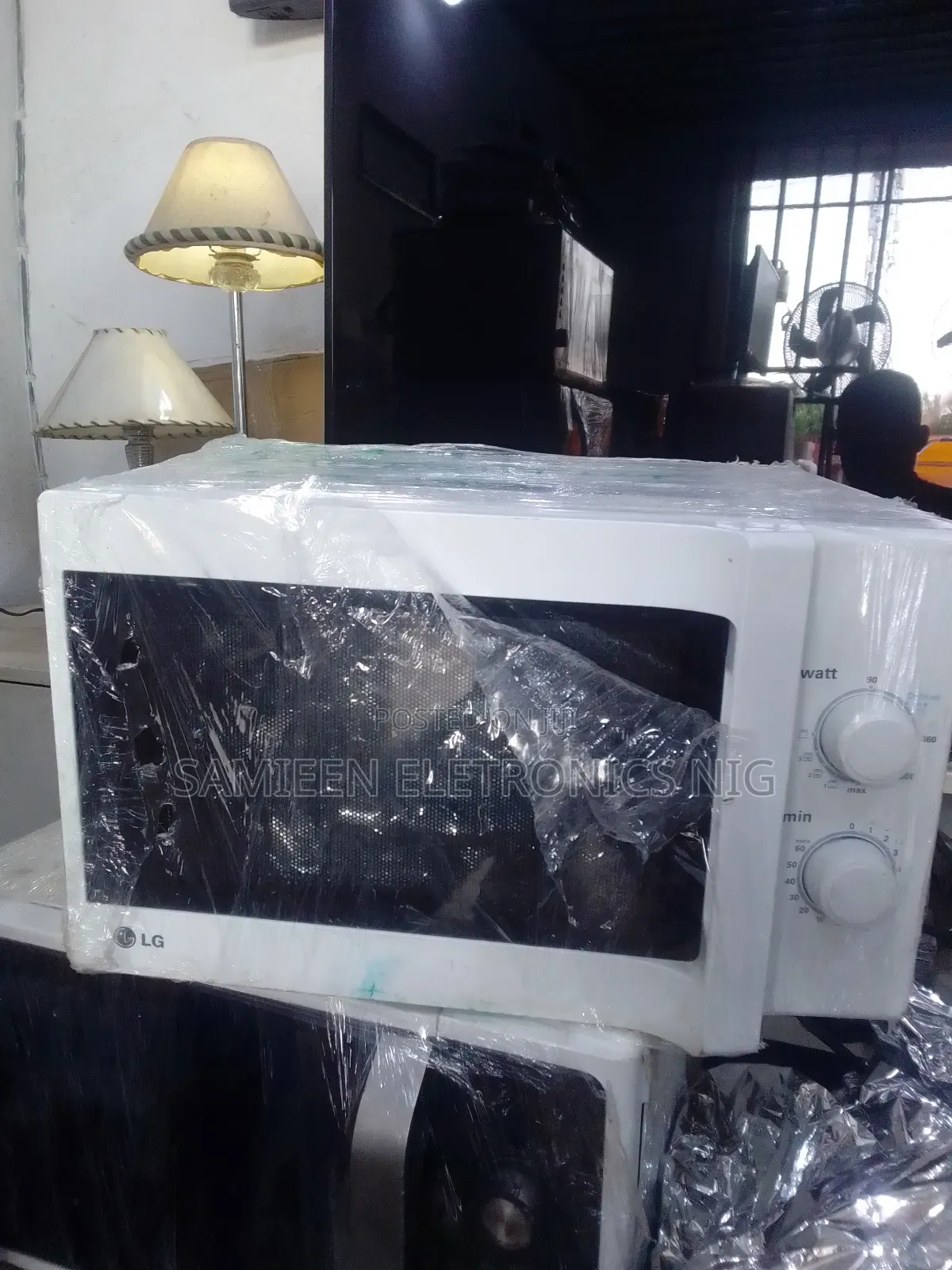 Newly Arrived Lg Microwave Oven/Grill, 20l( Uk Imported).