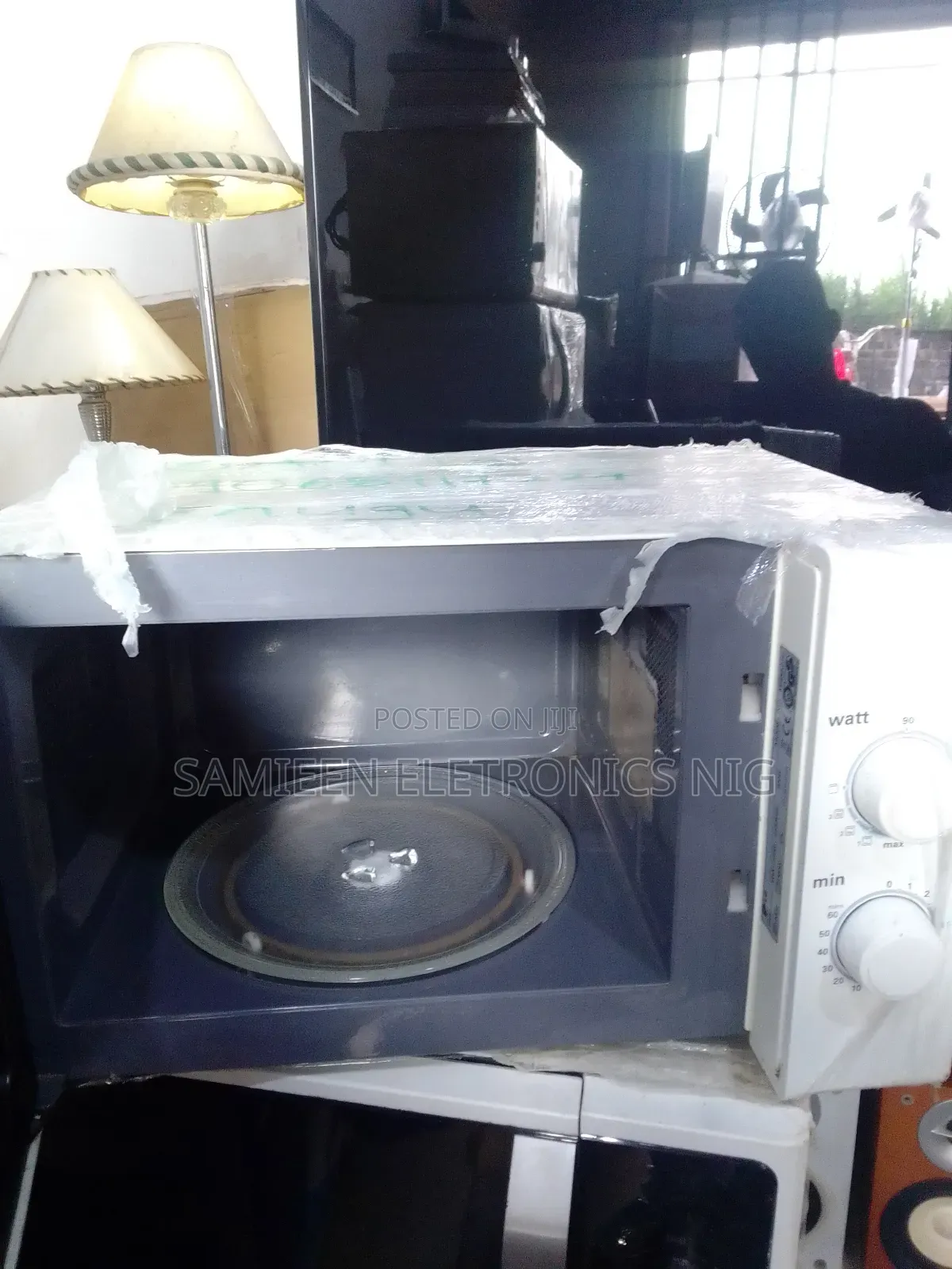 Newly Arrived Lg Microwave Oven/Grill, 20l( Uk Imported).