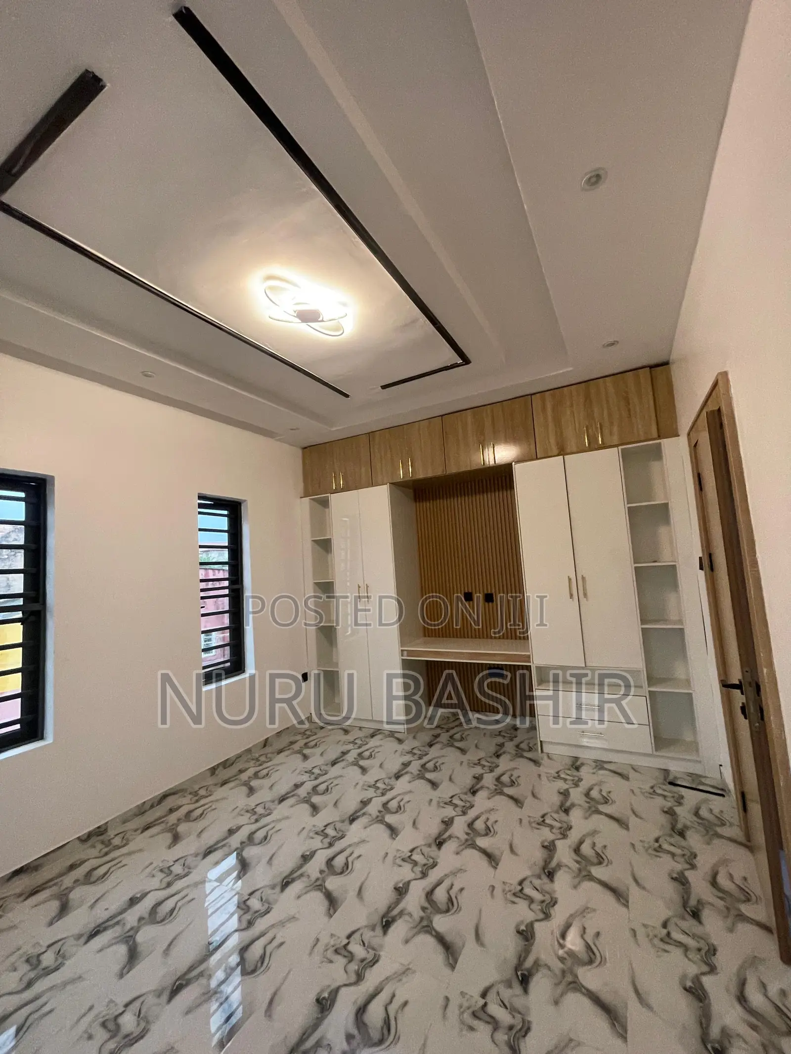 Furnished 5bdrm Duplex in Oluyole Estate for sale