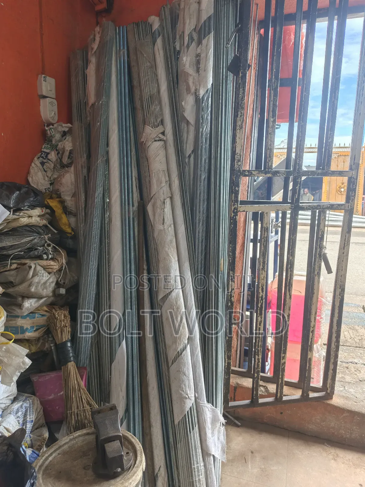 Threaded Rods for Building of Industries