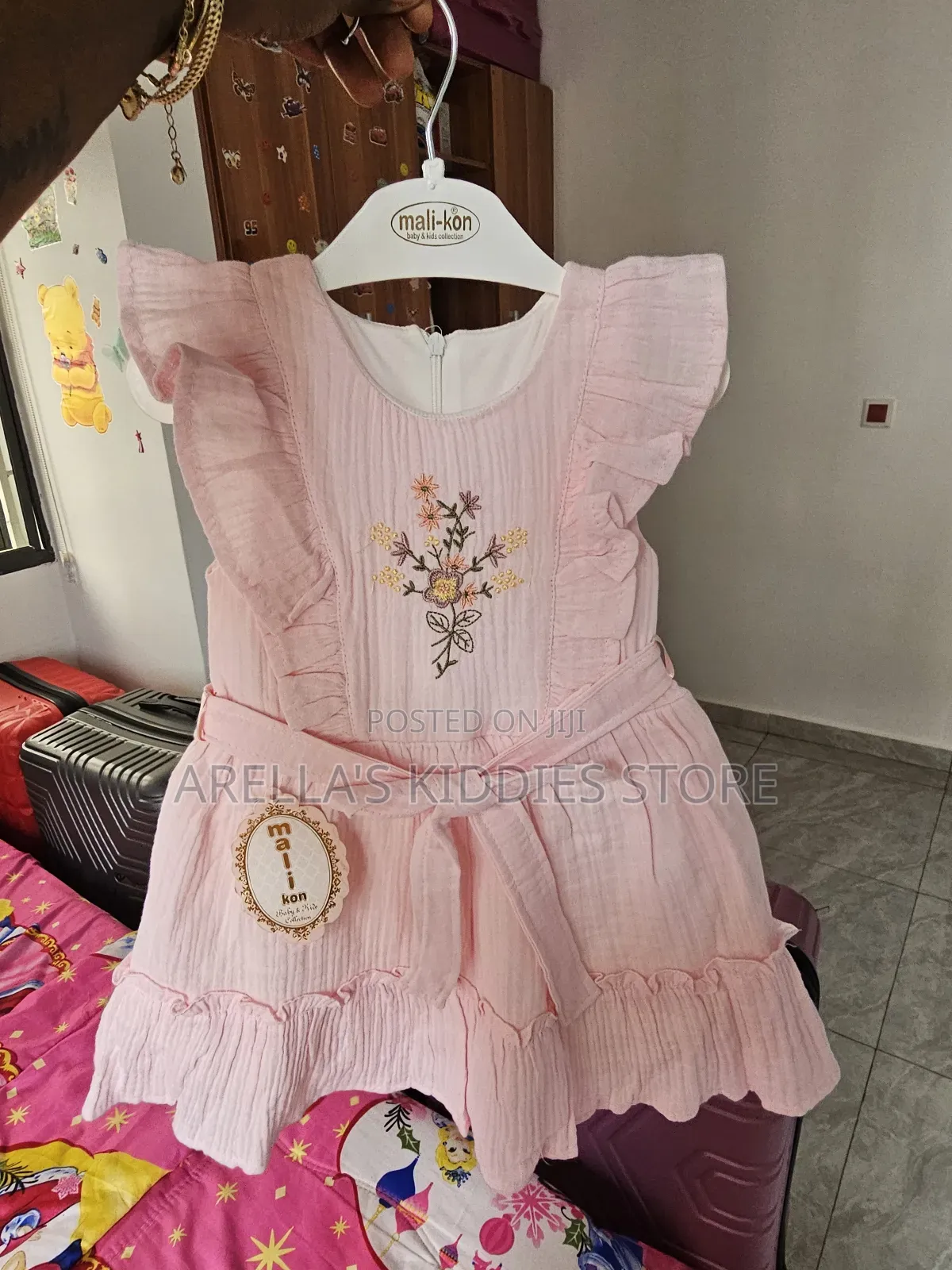 Mali-Kon Girls Gown