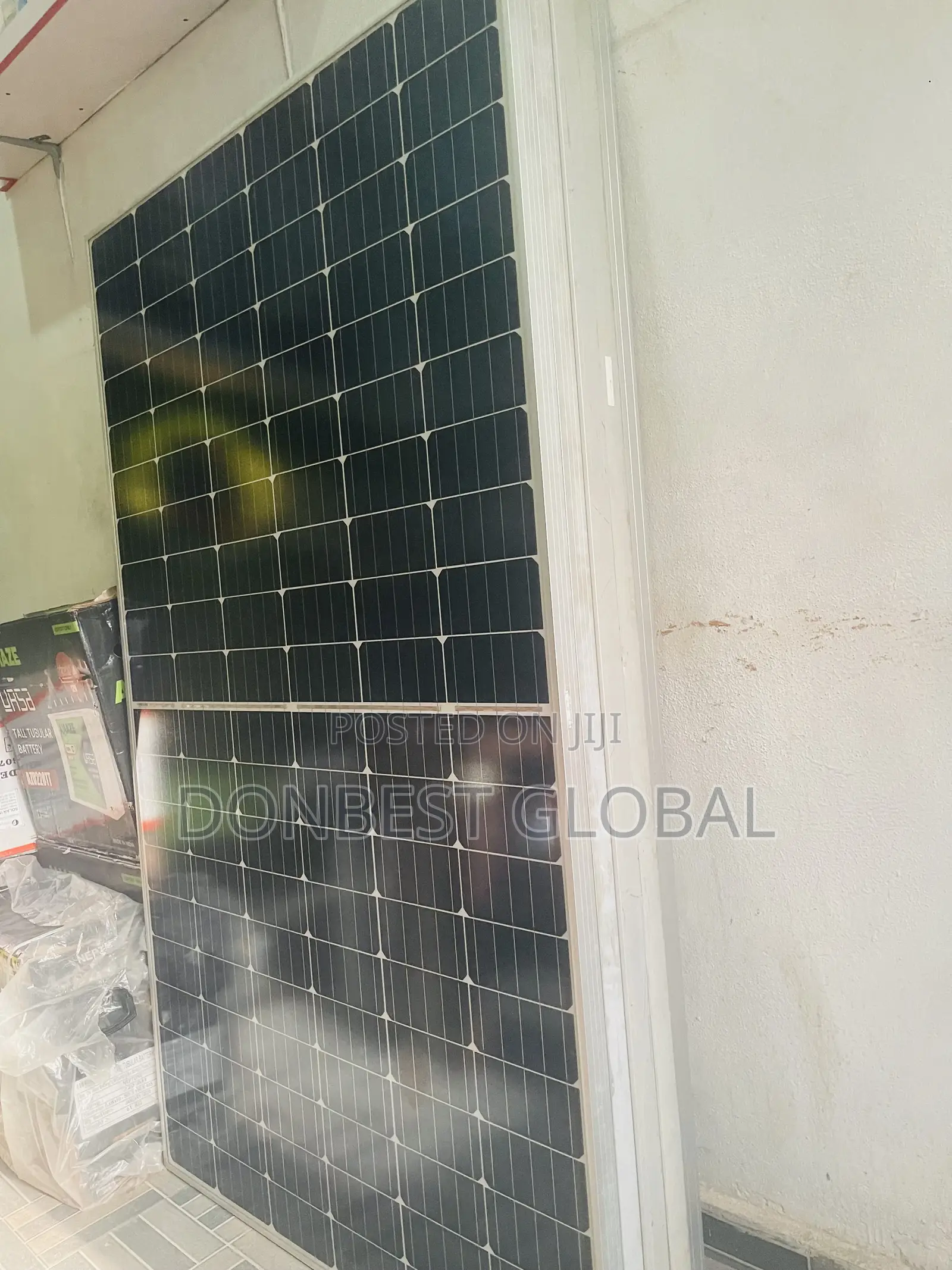 Original Mono Canadian Solar Panel