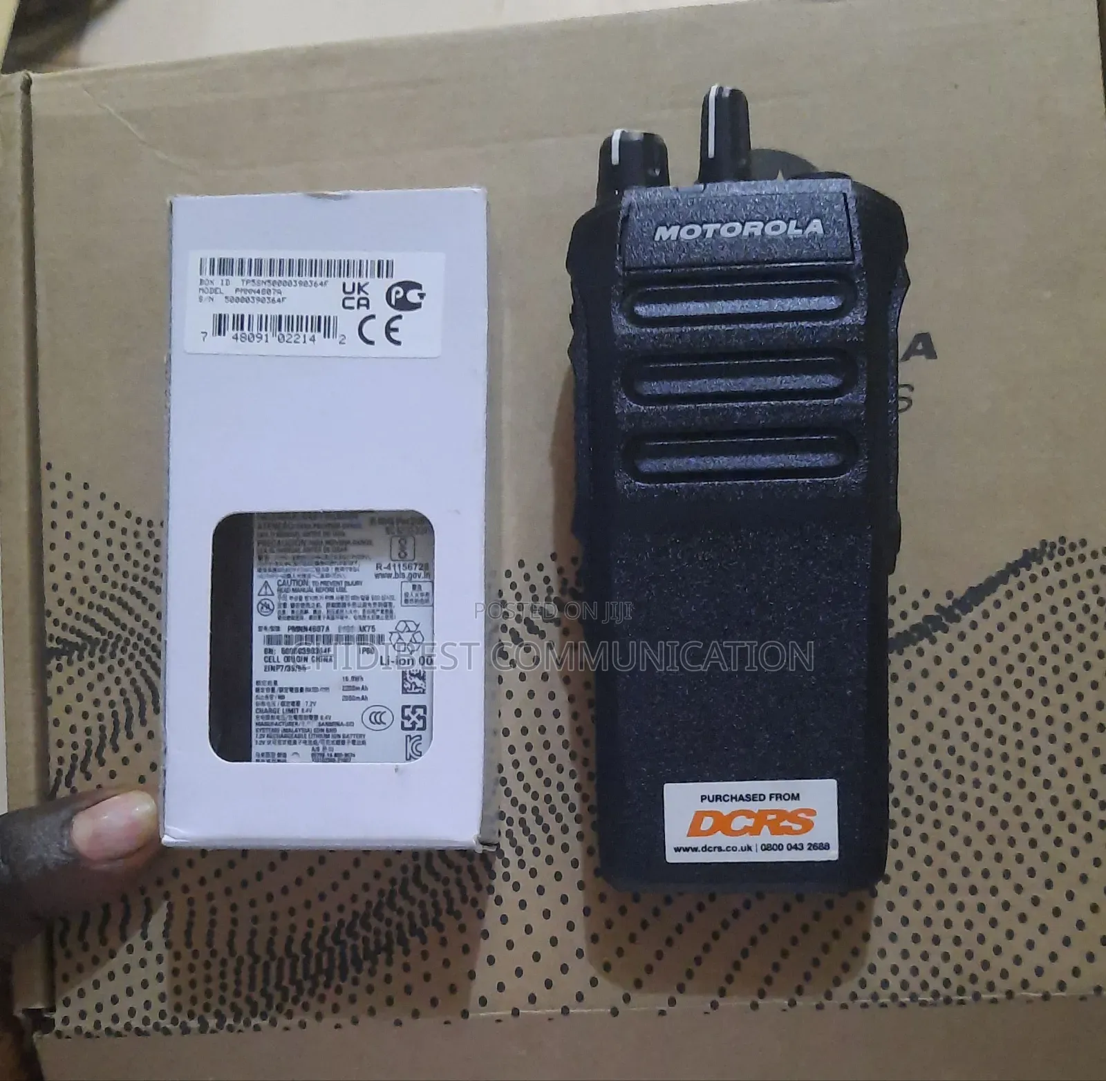 R7 Motorola Walkie Talkie Radio Is Available