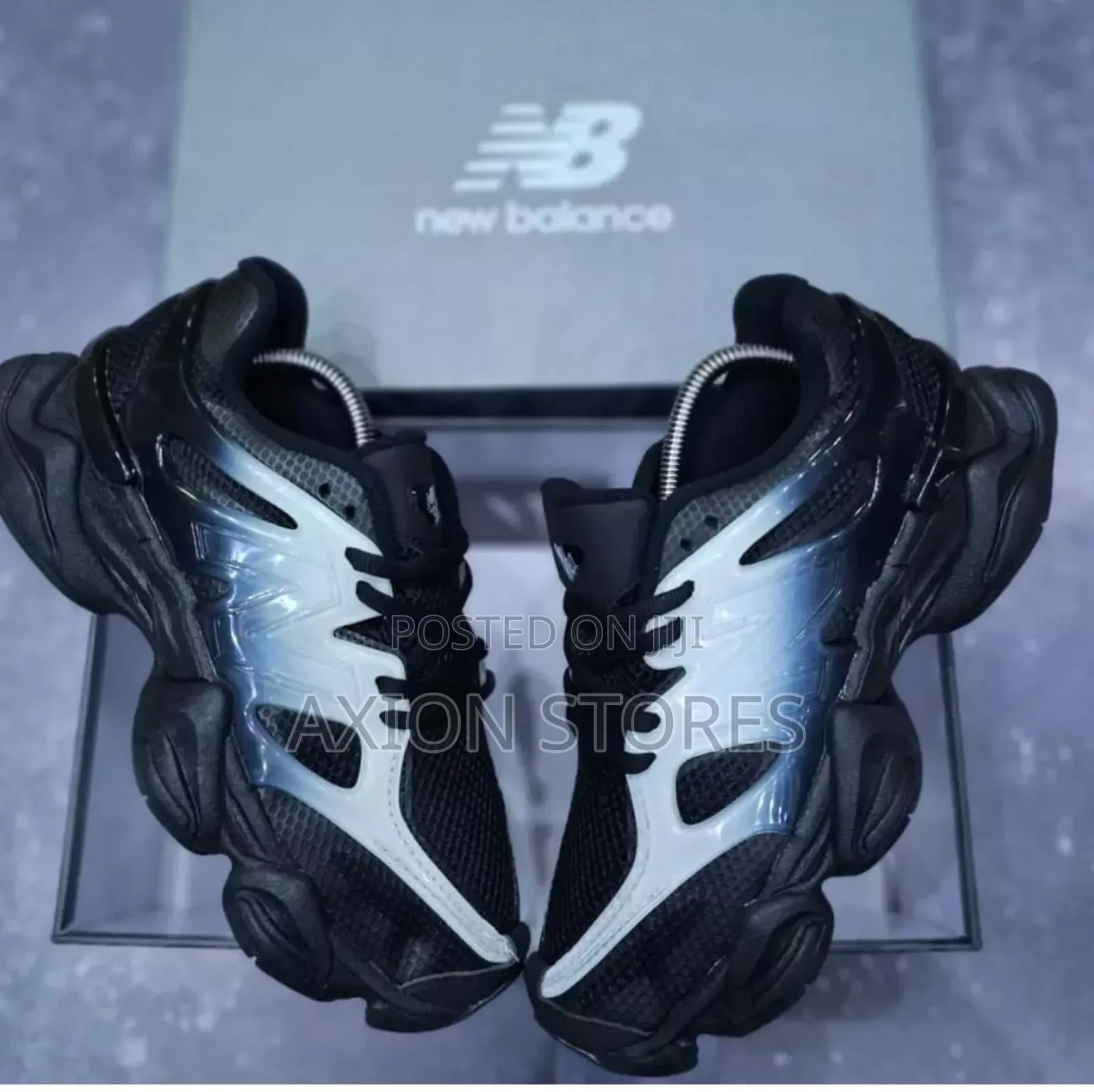 Designer New Balance Sneakers