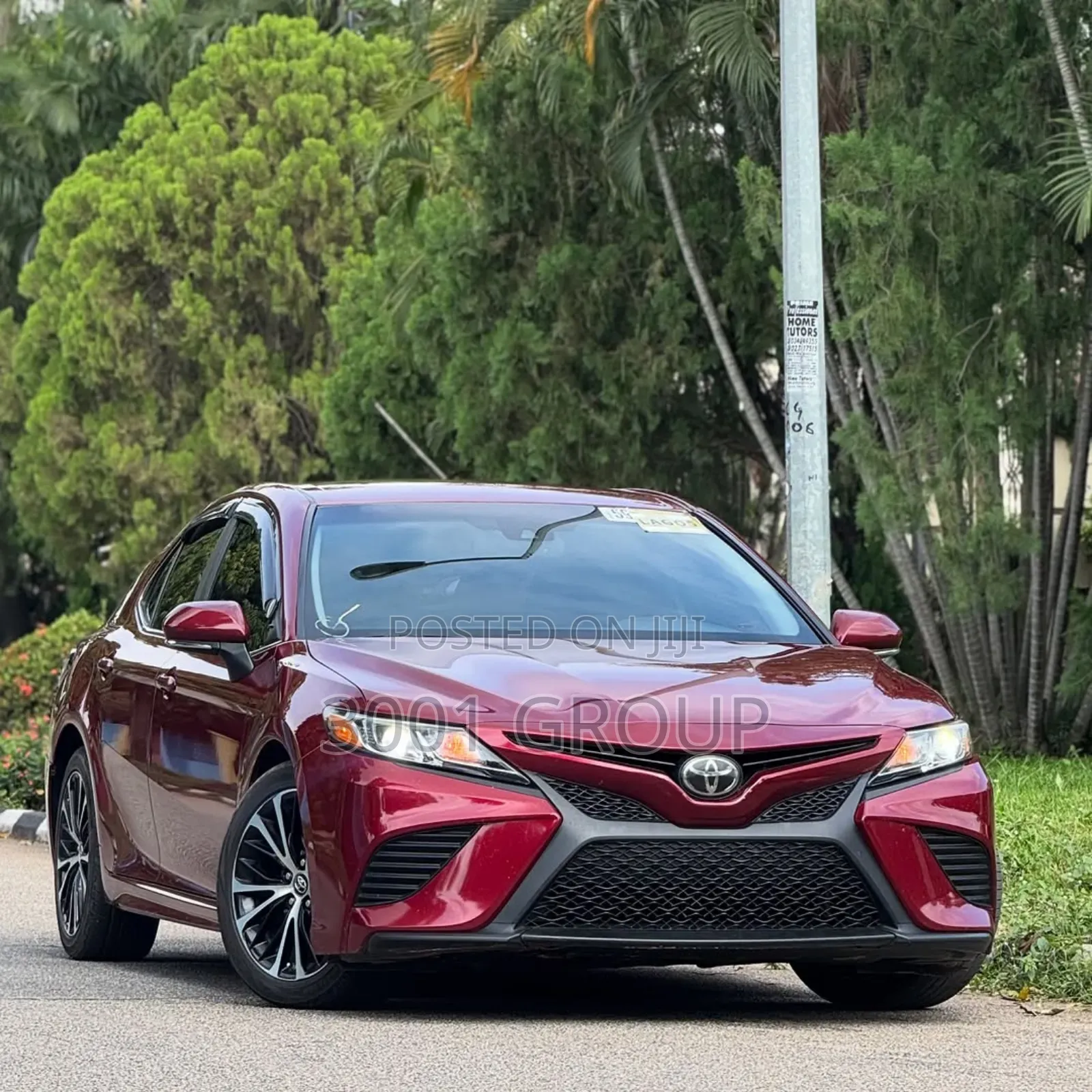Toyota Camry SE (2.5L 4cyl 8A) 2019 Burgundy