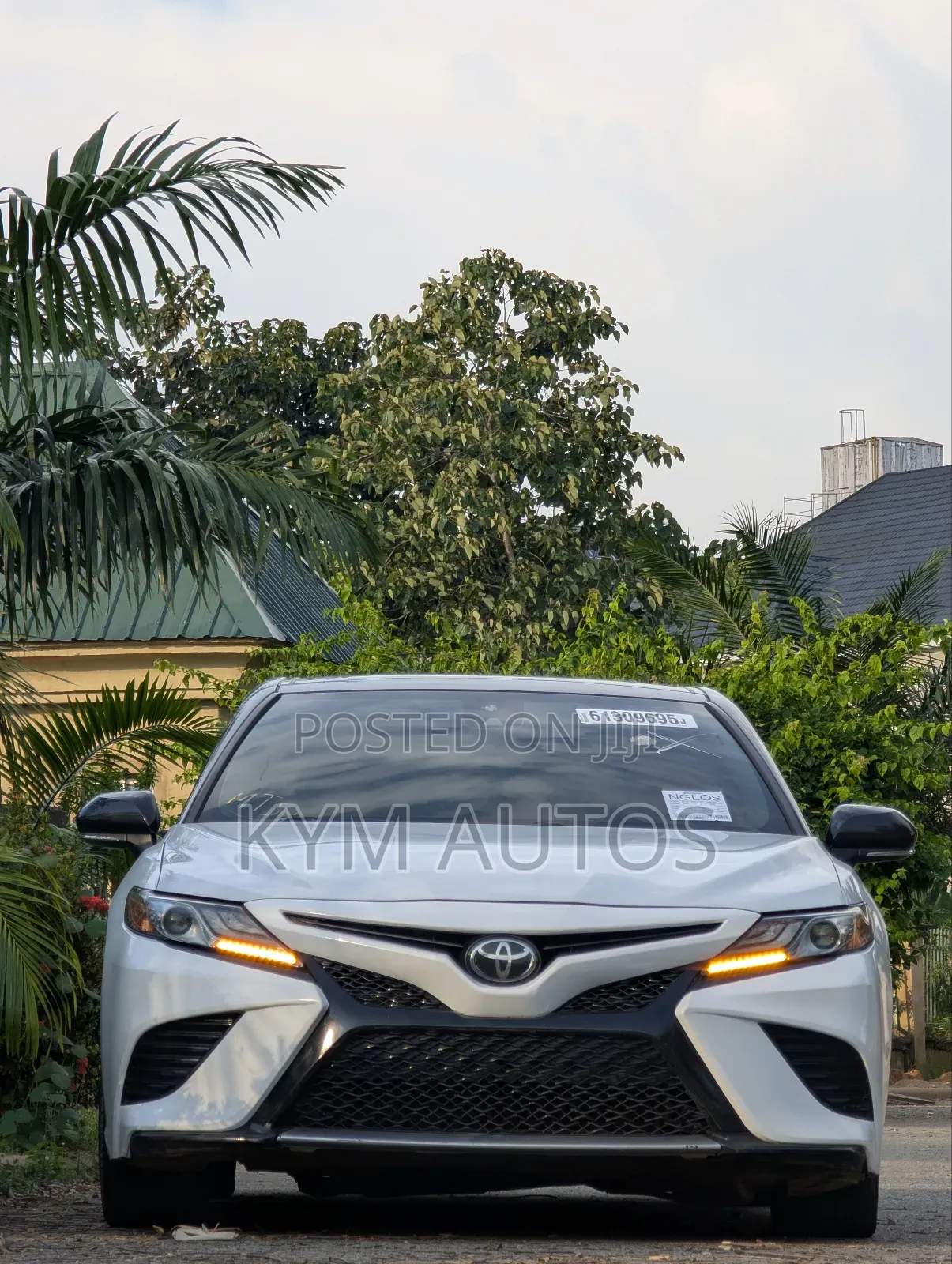 Toyota Camry XSE (2.5L 4cyl 8A) 2019 White