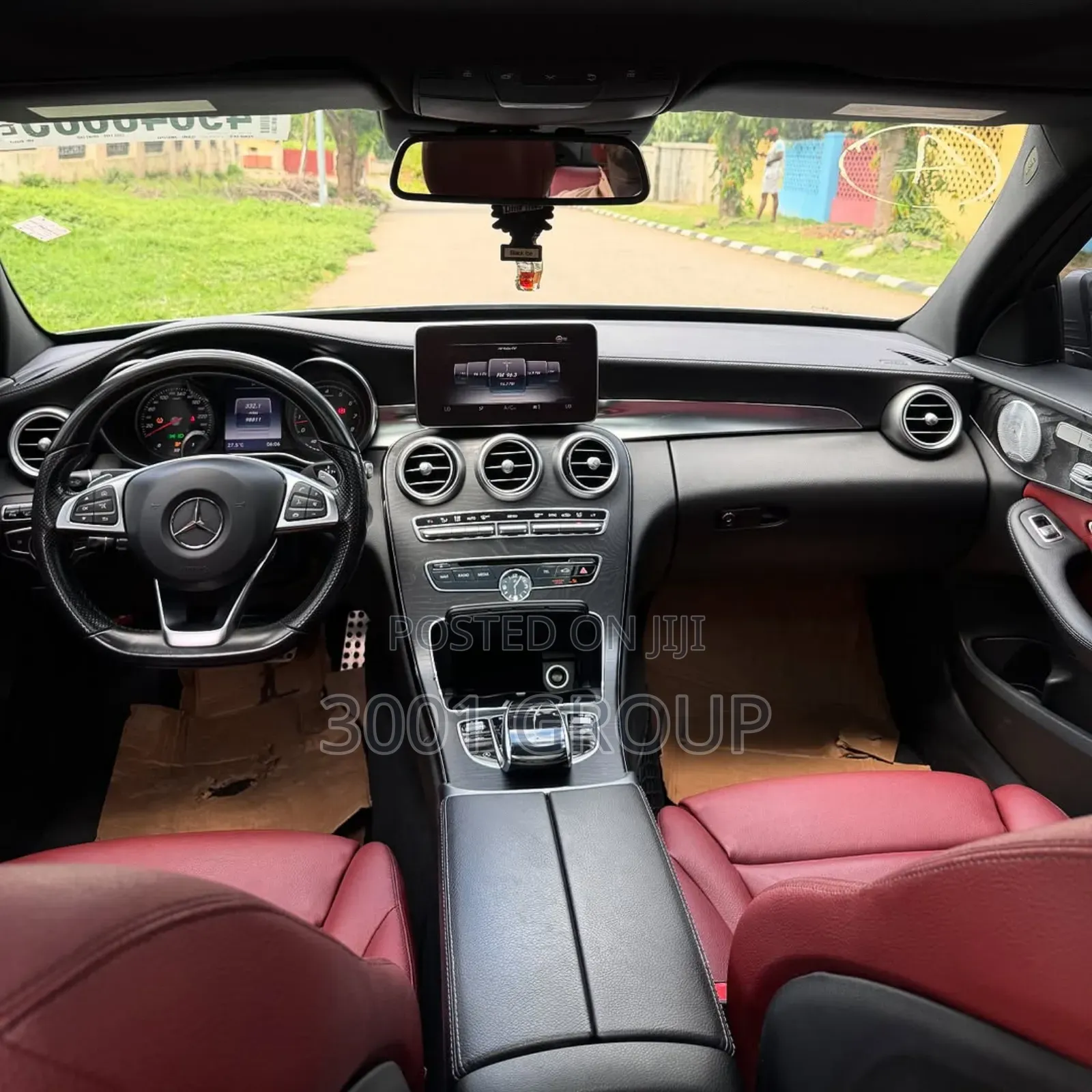 Mercedes-Benz C400 4Matic AWD Sedan (3.0L V6 7A) 2015 Gray