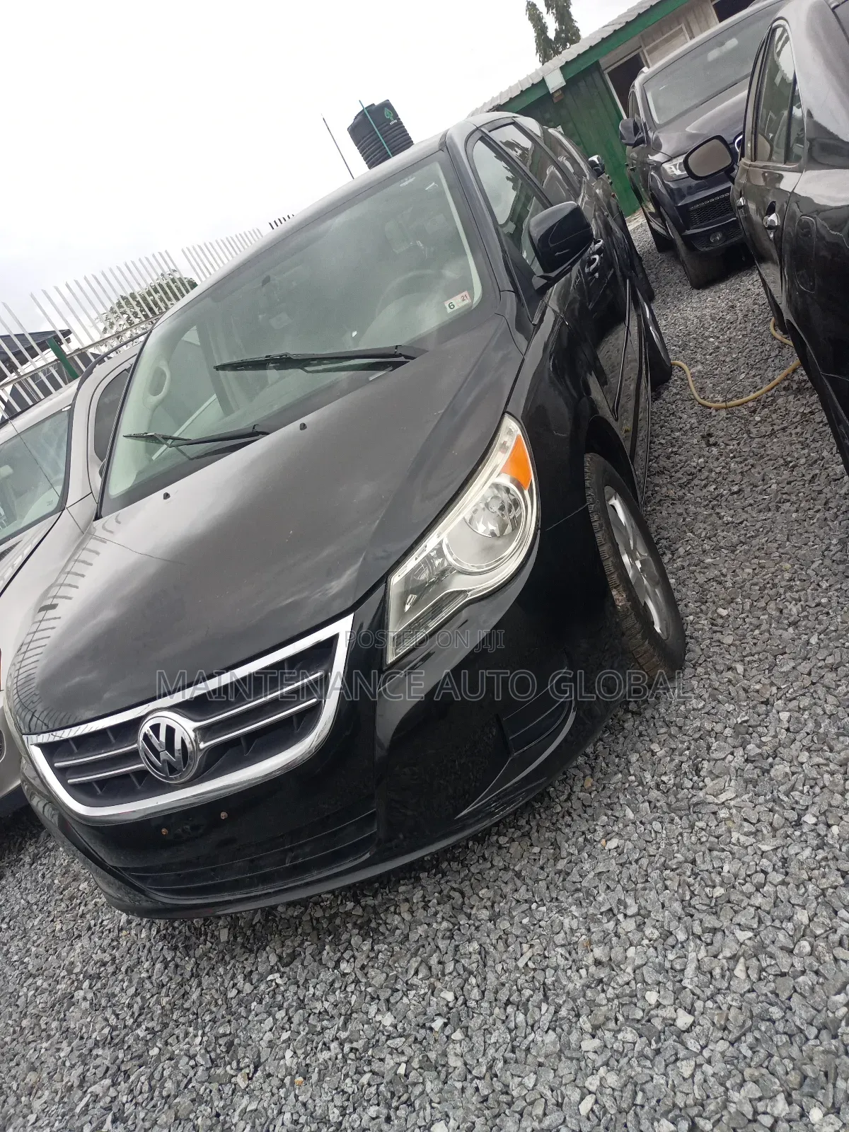 Volkswagen Routan S 2011 Black