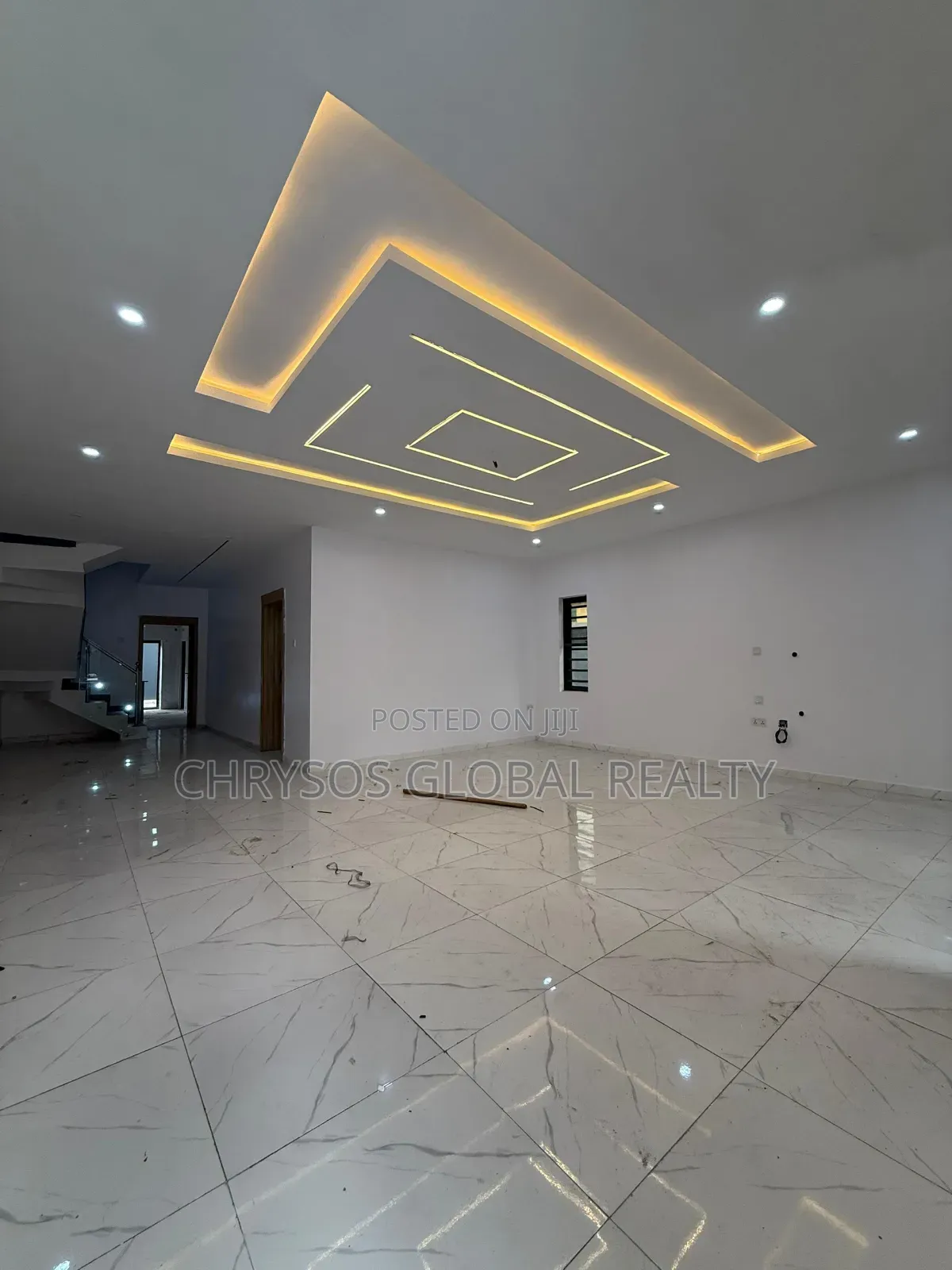 5bdrm Duplex in Okebadan Estate, Akobo for sale